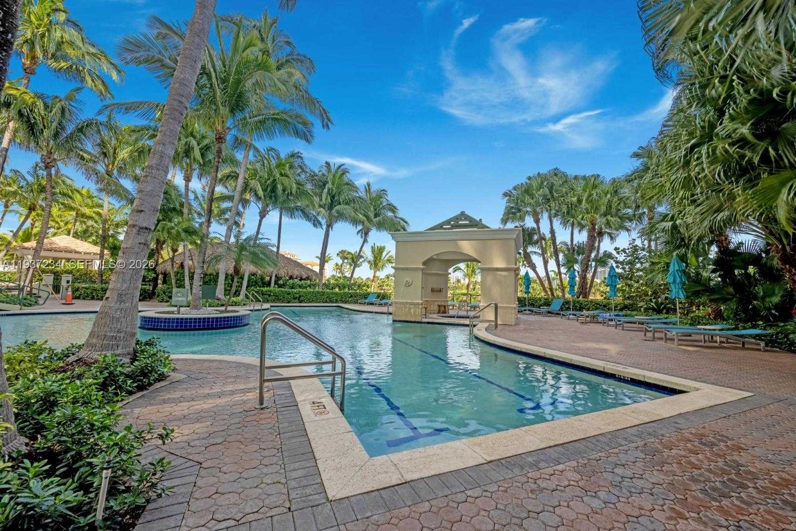 Small Image of 19501 WEST COUNTRY CLUB DR #2206, Aventura Number 11