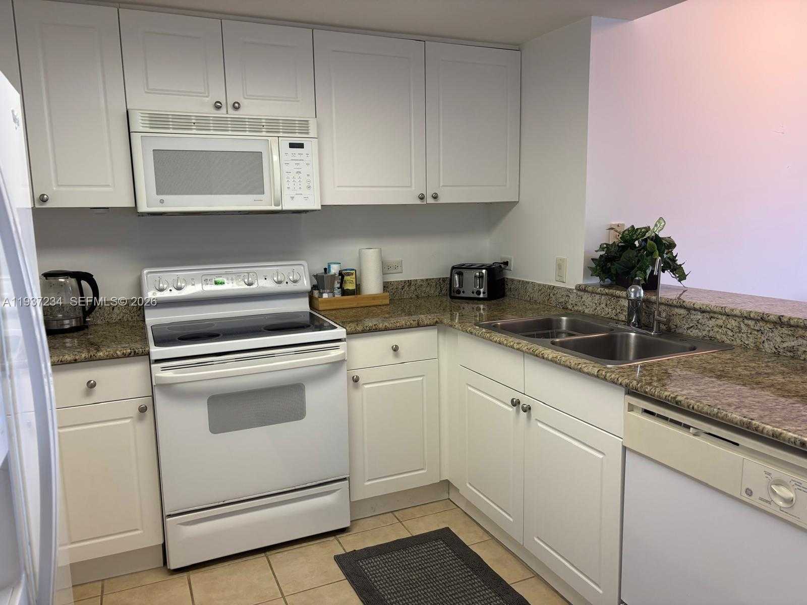 Small Image of 19501 WEST COUNTRY CLUB DR #2206, Aventura Number 20