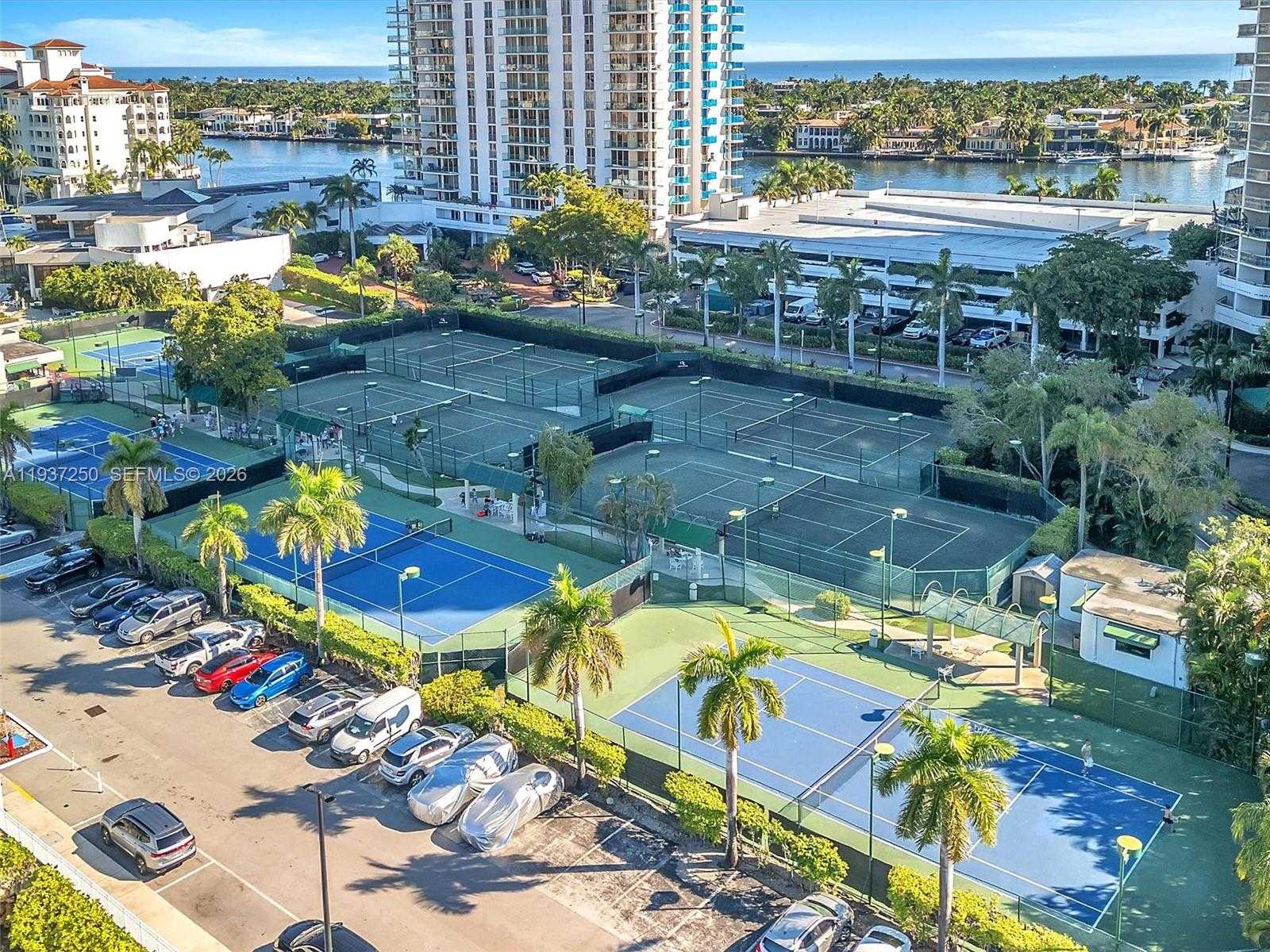 Small Image of 19707 TURNBERRY WAY #22D, Aventura Number 38