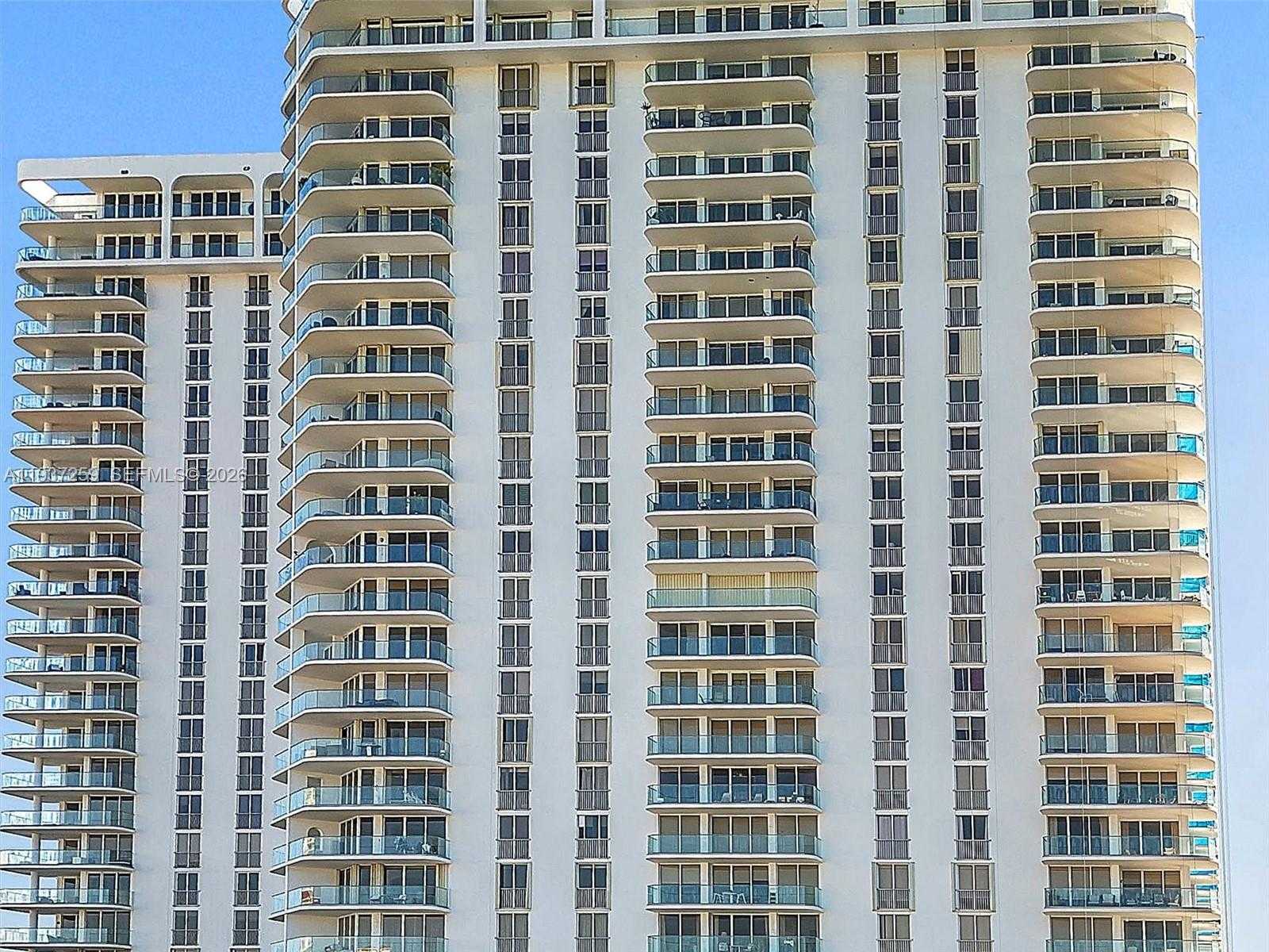 Small Image of 19707 TURNBERRY WAY #6E, Aventura Number 30