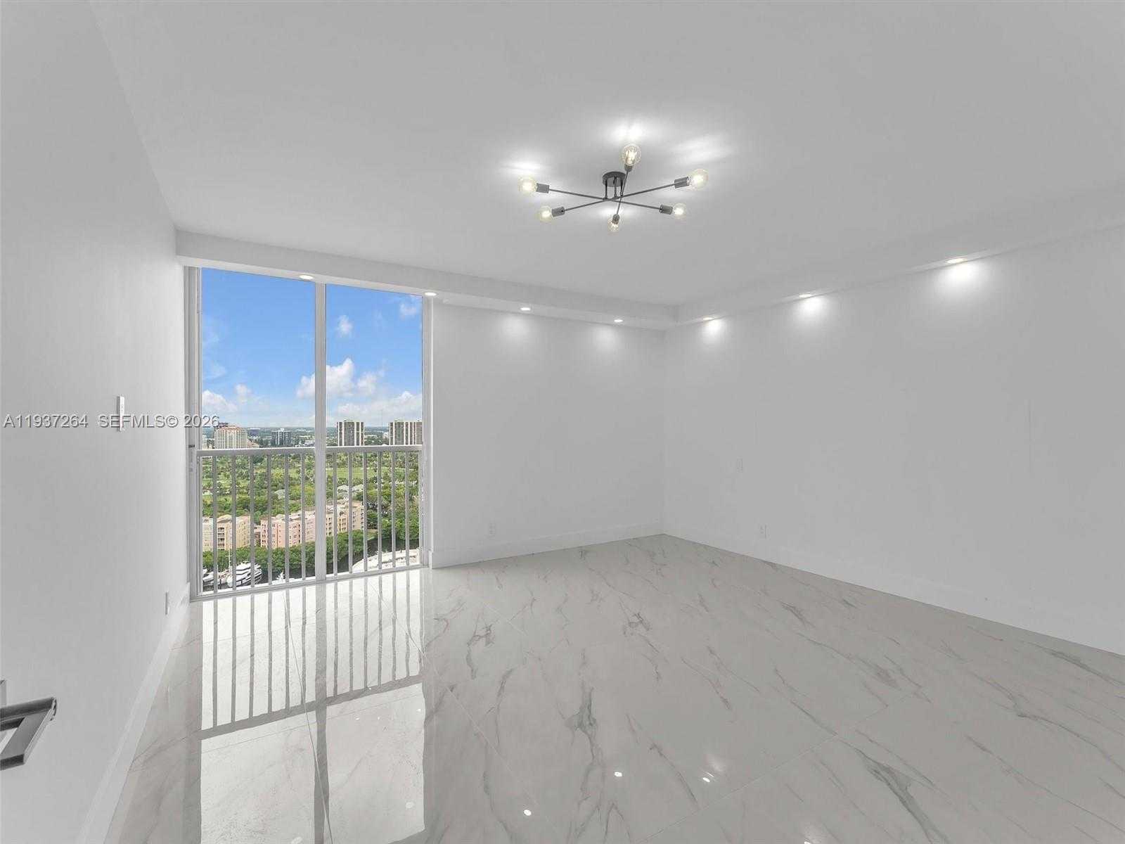 Small Image of 19707 TURNBERRY WAY #25D, Aventura Number 16
