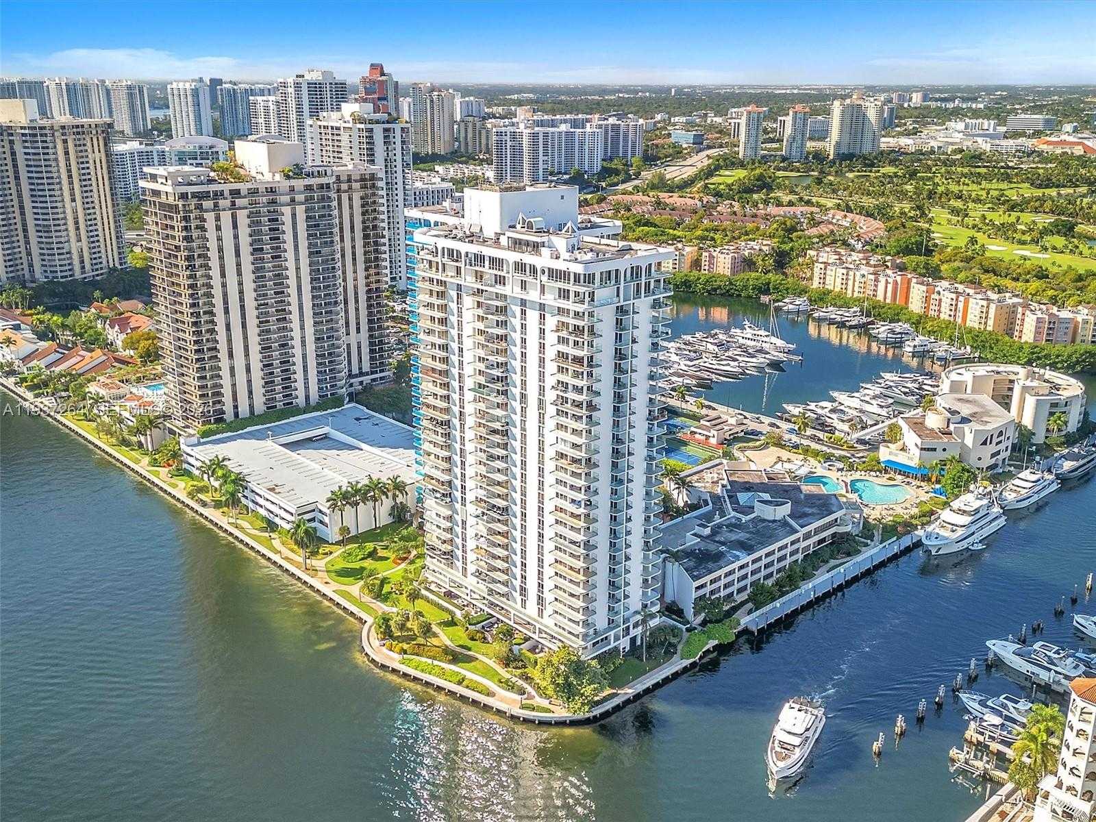 Small Image of 19707 TURNBERRY WAY #25D, Aventura Number 26