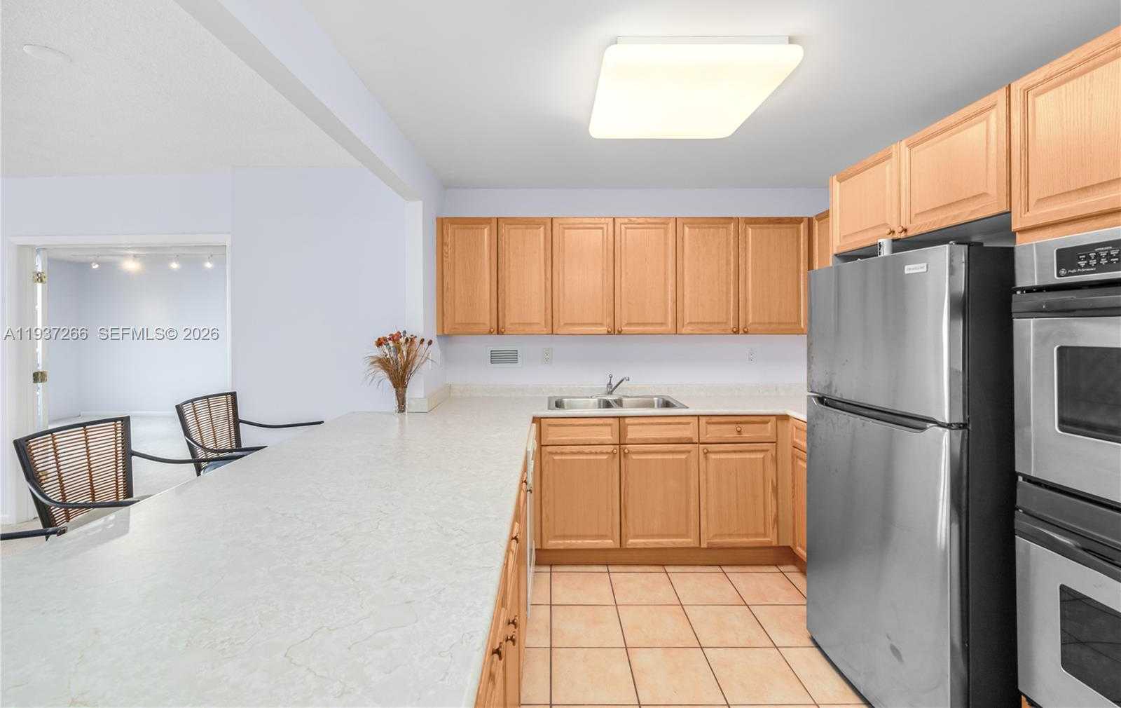 Small Image of 2301 COLLINS AVE #1038/1039, Miami Beach Number 17