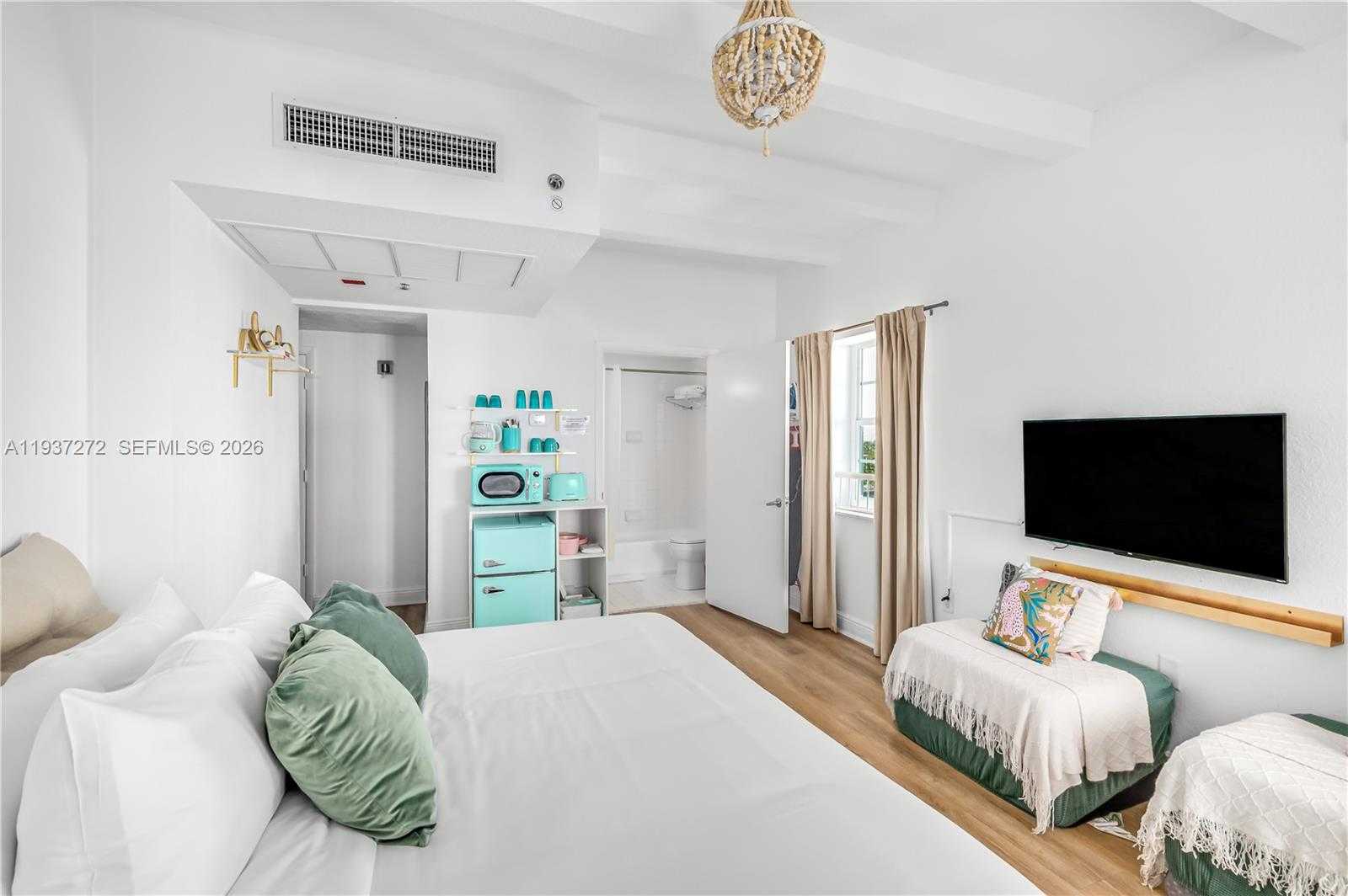 Small Image of 4130 COLLINS AVE #703, Miami Beach Number 5