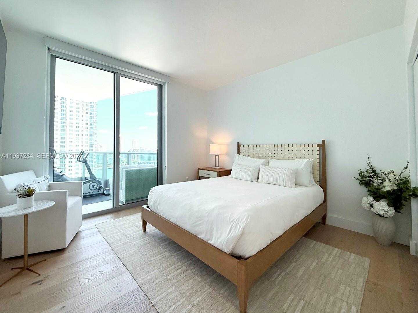 Small Image of 1331 BRICKELL BAY DR #2002, Miami Number 18