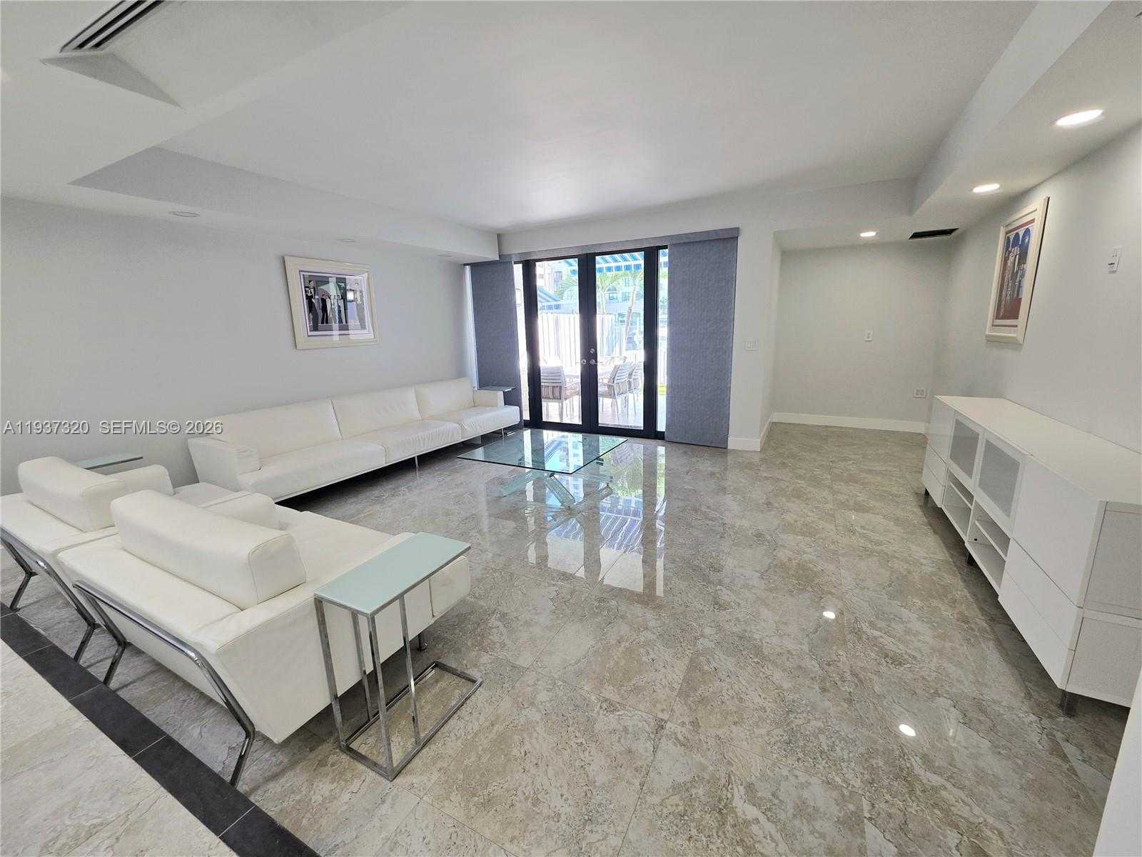 Small Image of 310 POINCIANA DR #802, Sunny Isles Beach Number 24