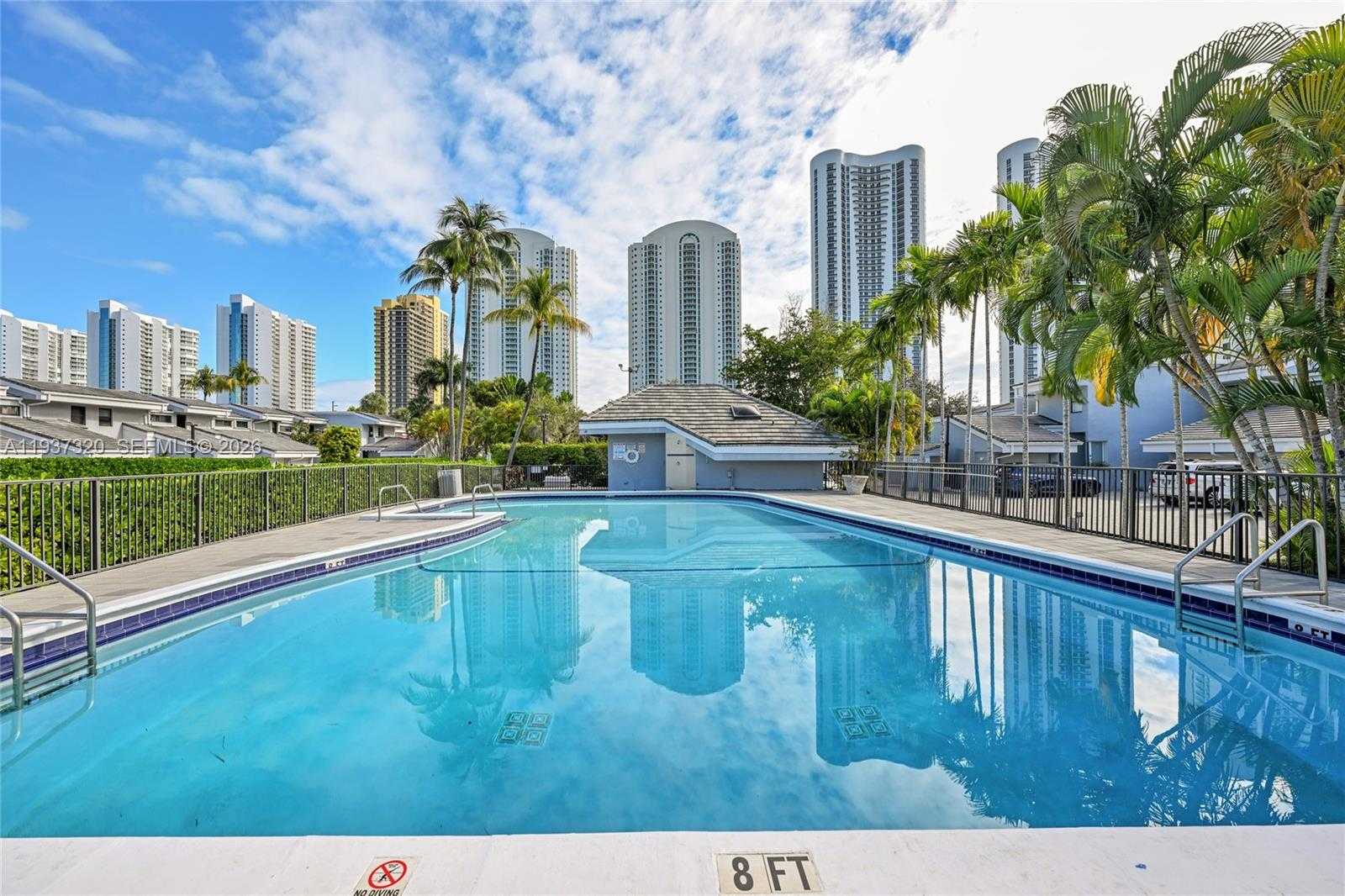 Small Image of 310 POINCIANA DR #802, Sunny Isles Beach Number 46
