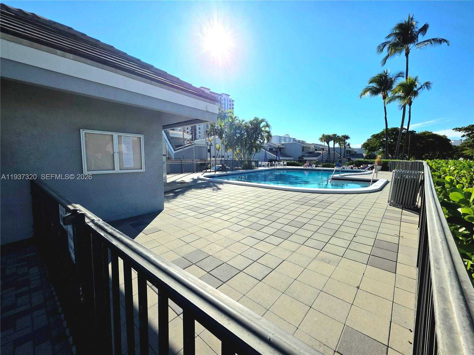 Small Image of 310 POINCIANA DR #802, Sunny Isles Beach Number 8