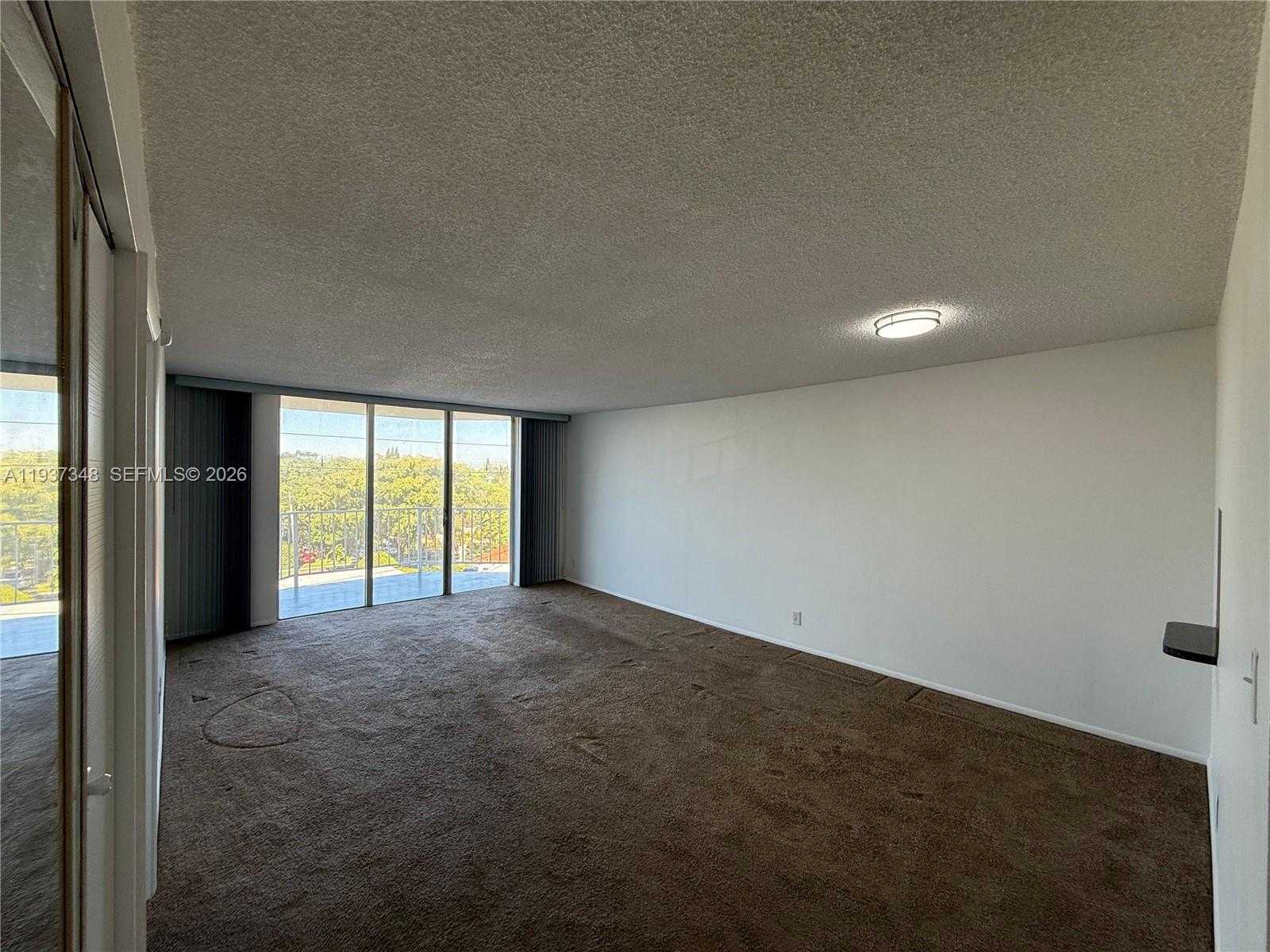 Small Image of 16740 NORTH EAST 9TH AVE #405, North Miami Beach Number 11