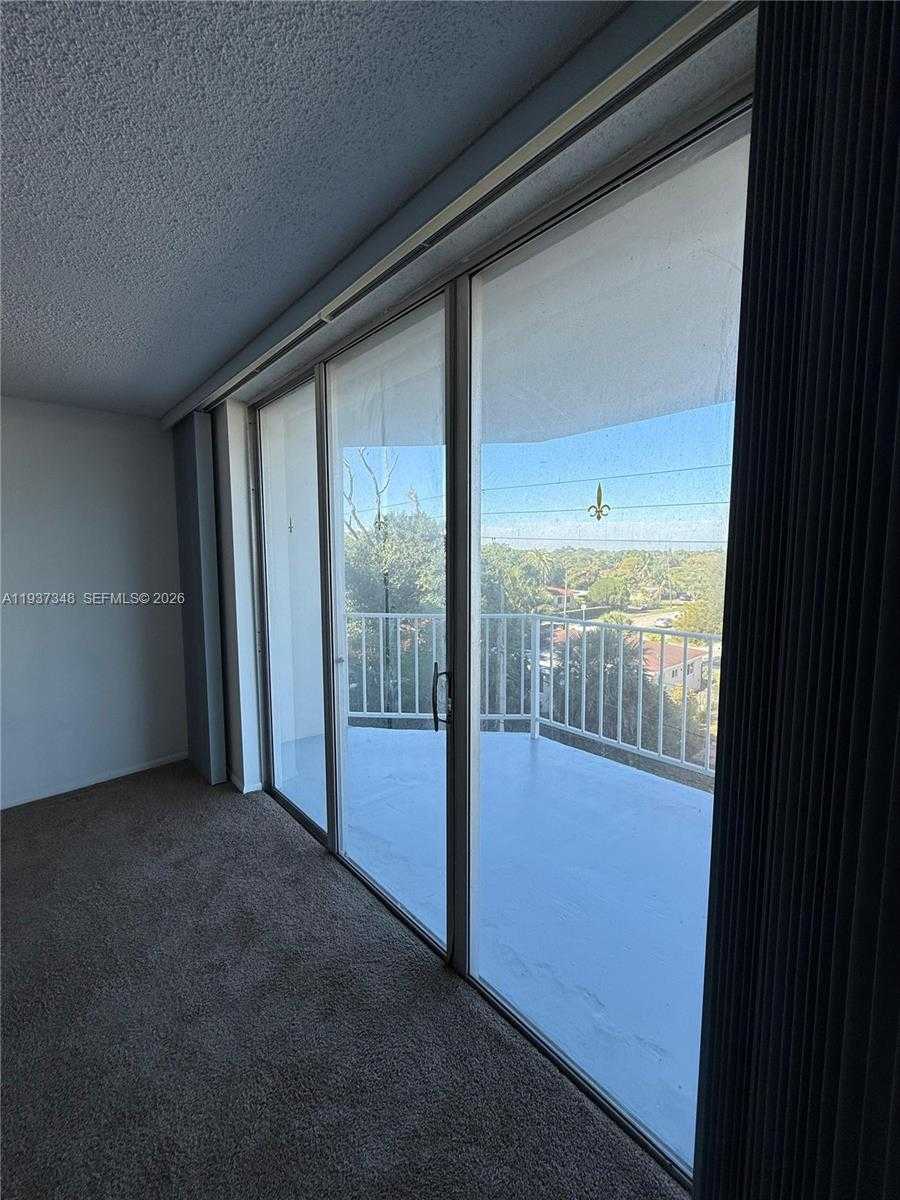 Small Image of 16740 NORTH EAST 9TH AVE #405, North Miami Beach Number 14