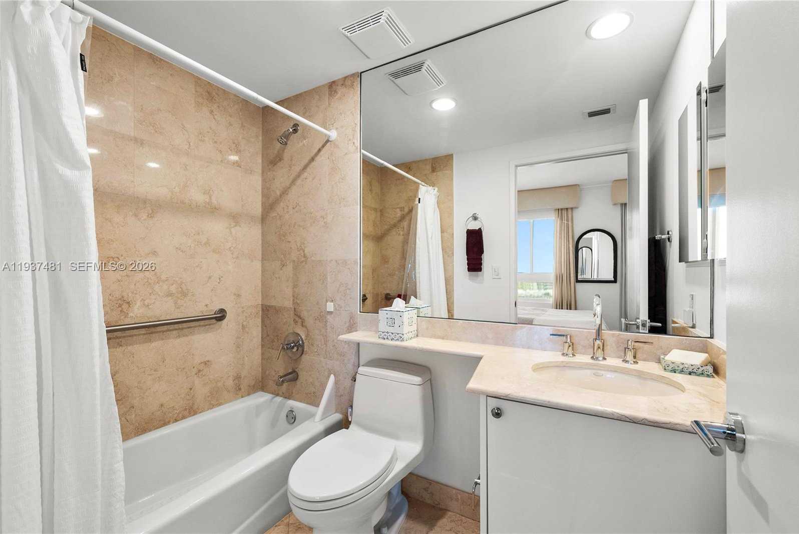 Small Image of 781 CRANDON BLVD #804, Key Biscayne Number 26