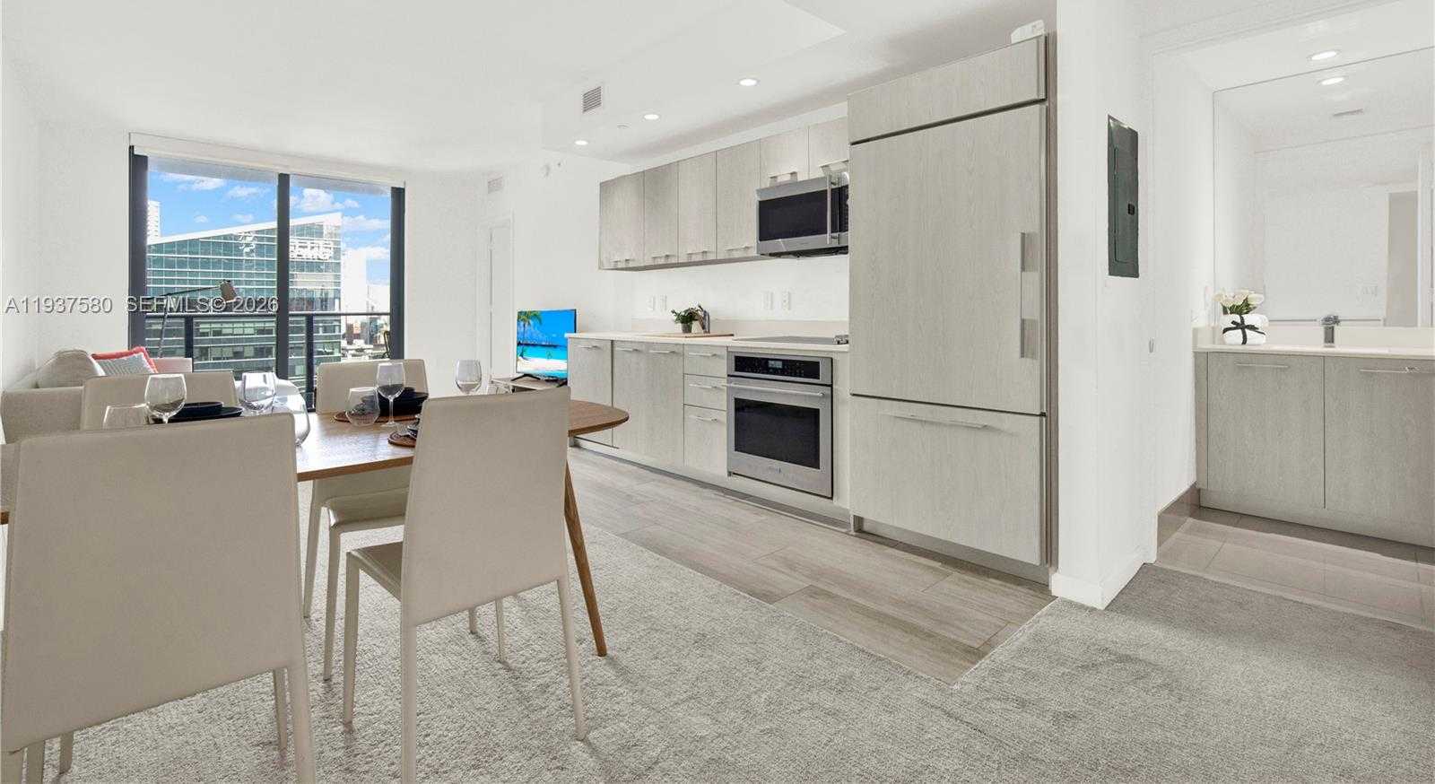 Small Image of 45 SOUTH WEST 9TH ST #1609, Miami Number 2