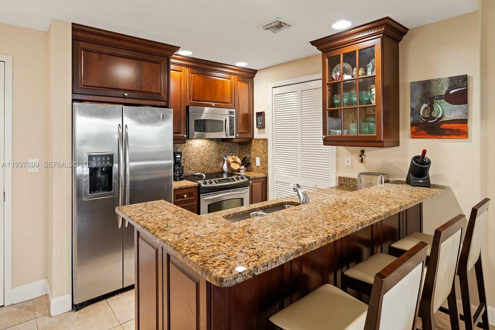 Small Image of 100 ANDALUSIA AVE #408, Coral Gables Number 7