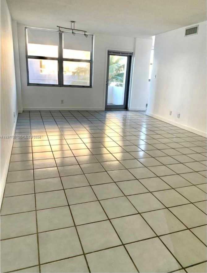 Small Image of 9225 COLLINS AVE #307, Surfside Number 4