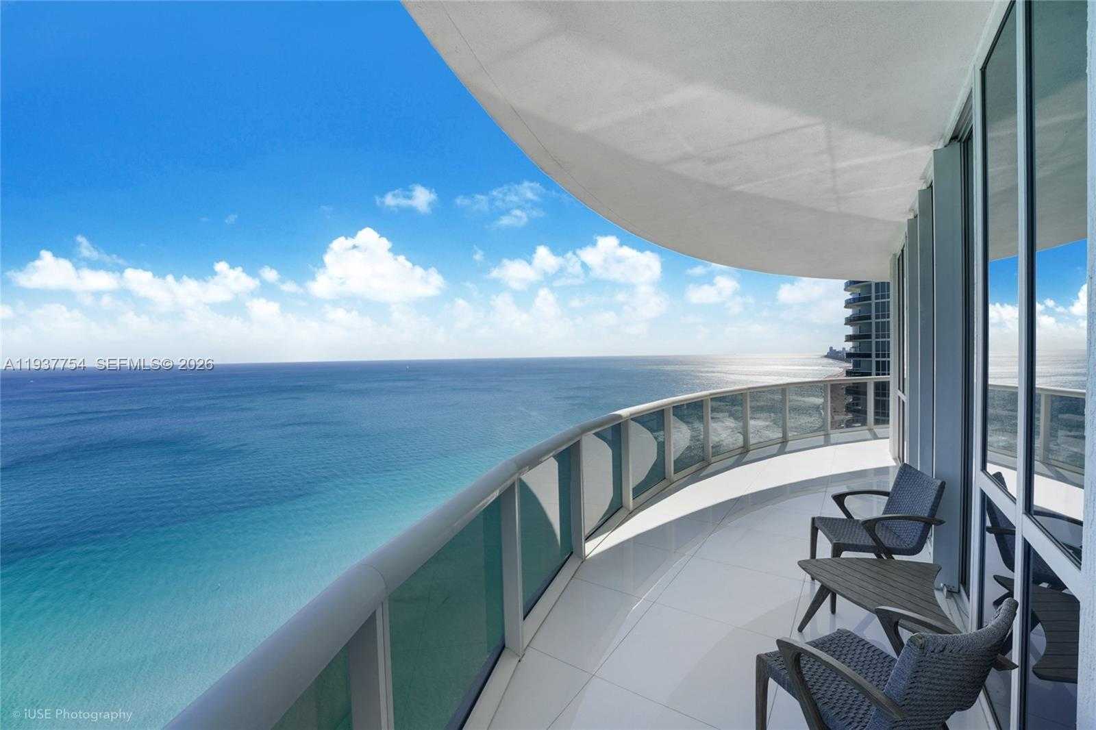 Small Image of 15901 COLLINS AVE #2701, Sunny Isles Beach Number 1