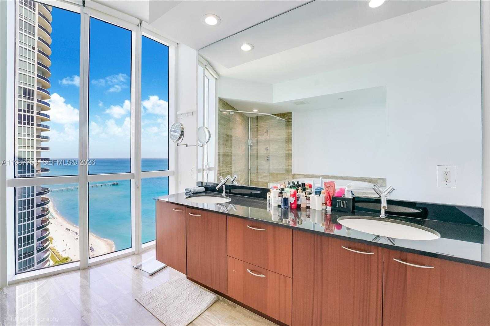 Small Image of 15901 COLLINS AVE #2701, Sunny Isles Beach Number 13