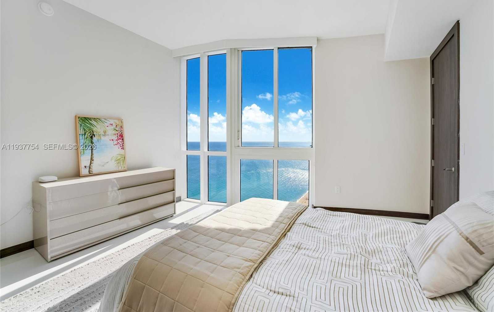 Small Image of 15901 COLLINS AVE #2701, Sunny Isles Beach Number 16