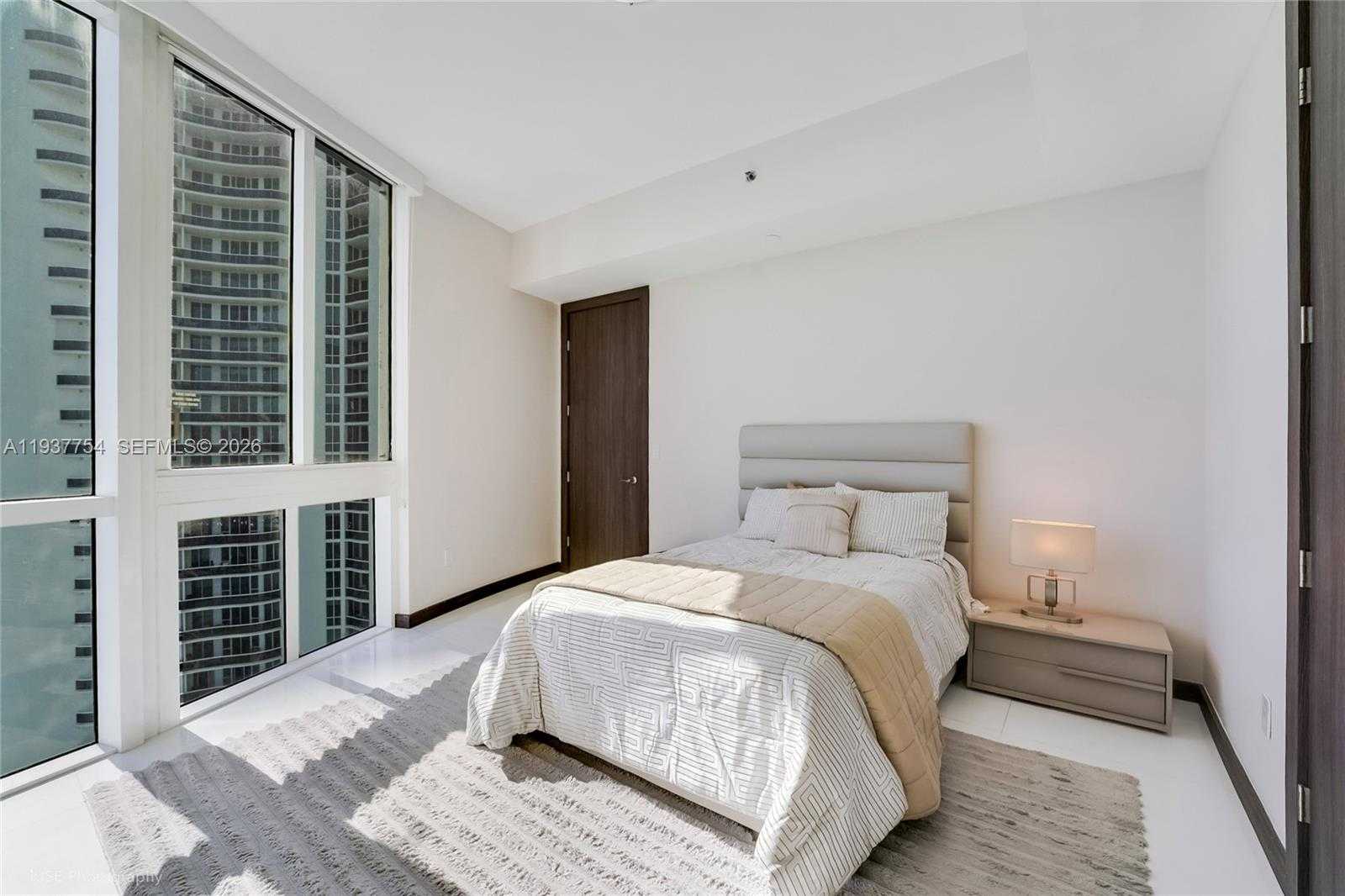 Small Image of 15901 COLLINS AVE #2701, Sunny Isles Beach Number 18
