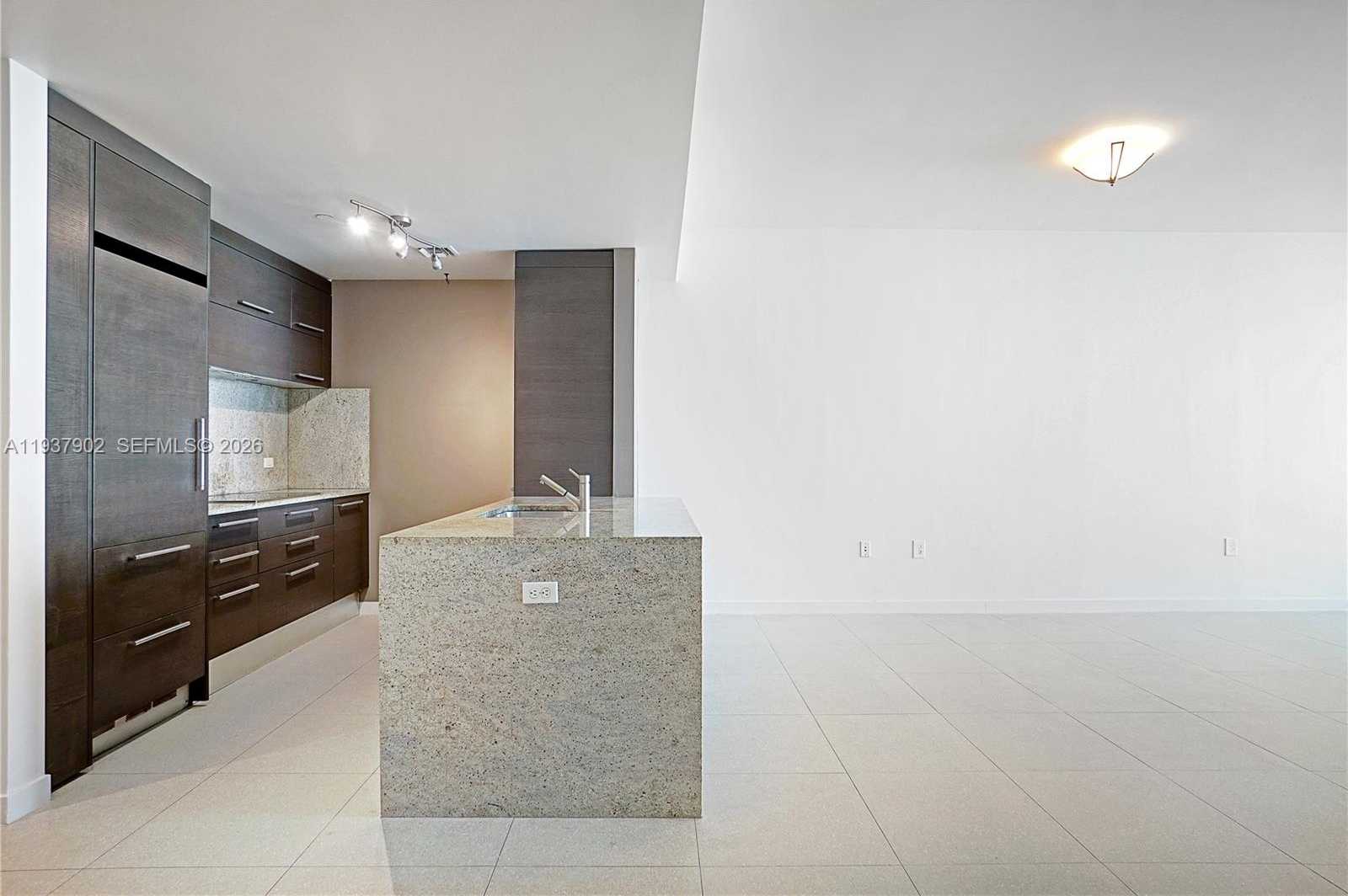Small Image of 900 BISCAYNE BLVD #2910, Miami Number 13