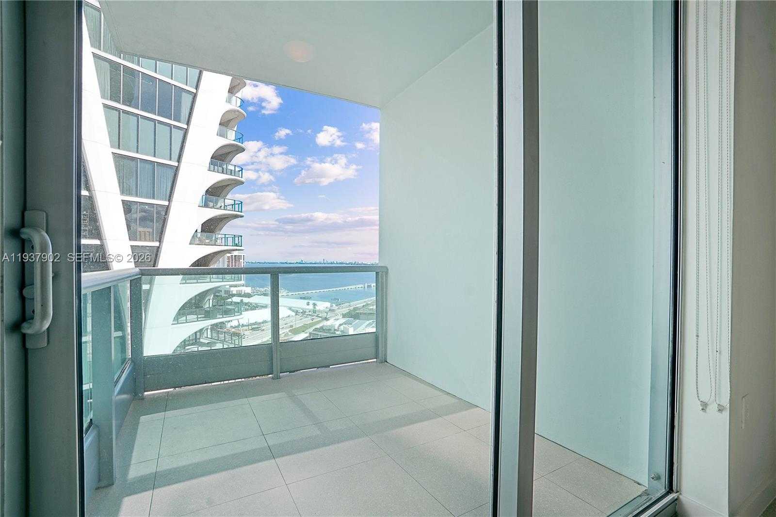 Small Image of 900 BISCAYNE BLVD #2910, Miami Number 25