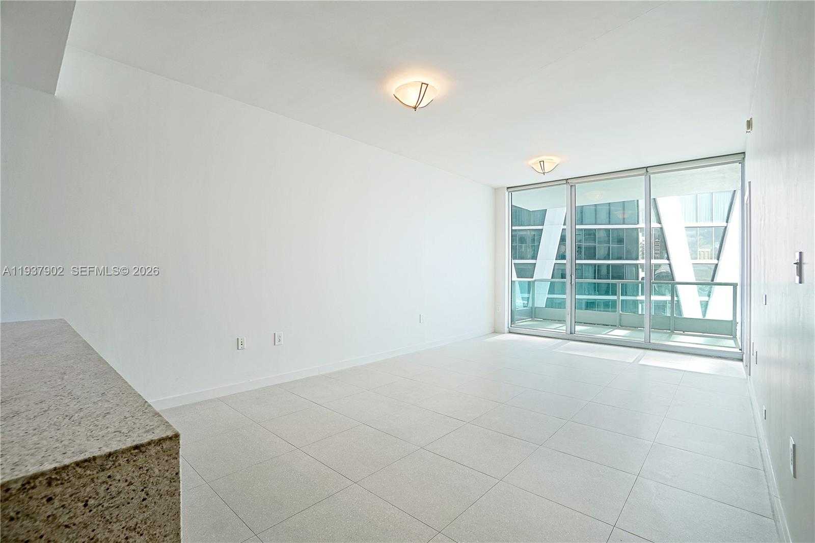 Small Image of 900 BISCAYNE BLVD #2910, Miami Number 5