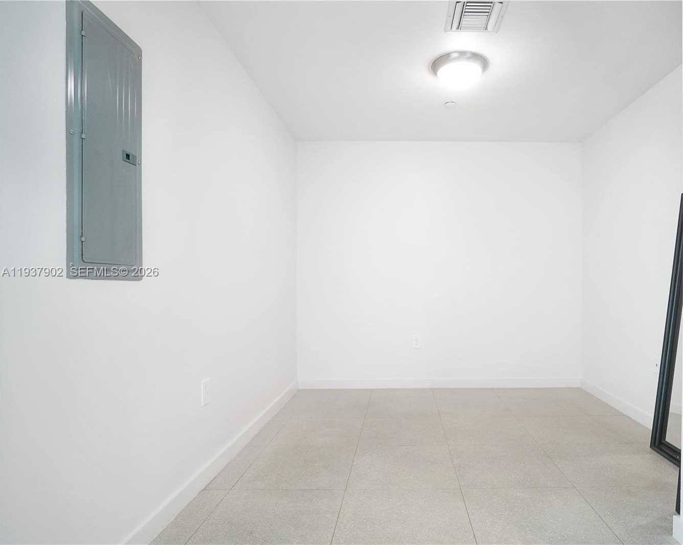 Small Image of 900 BISCAYNE BLVD #2910, Miami Number 8