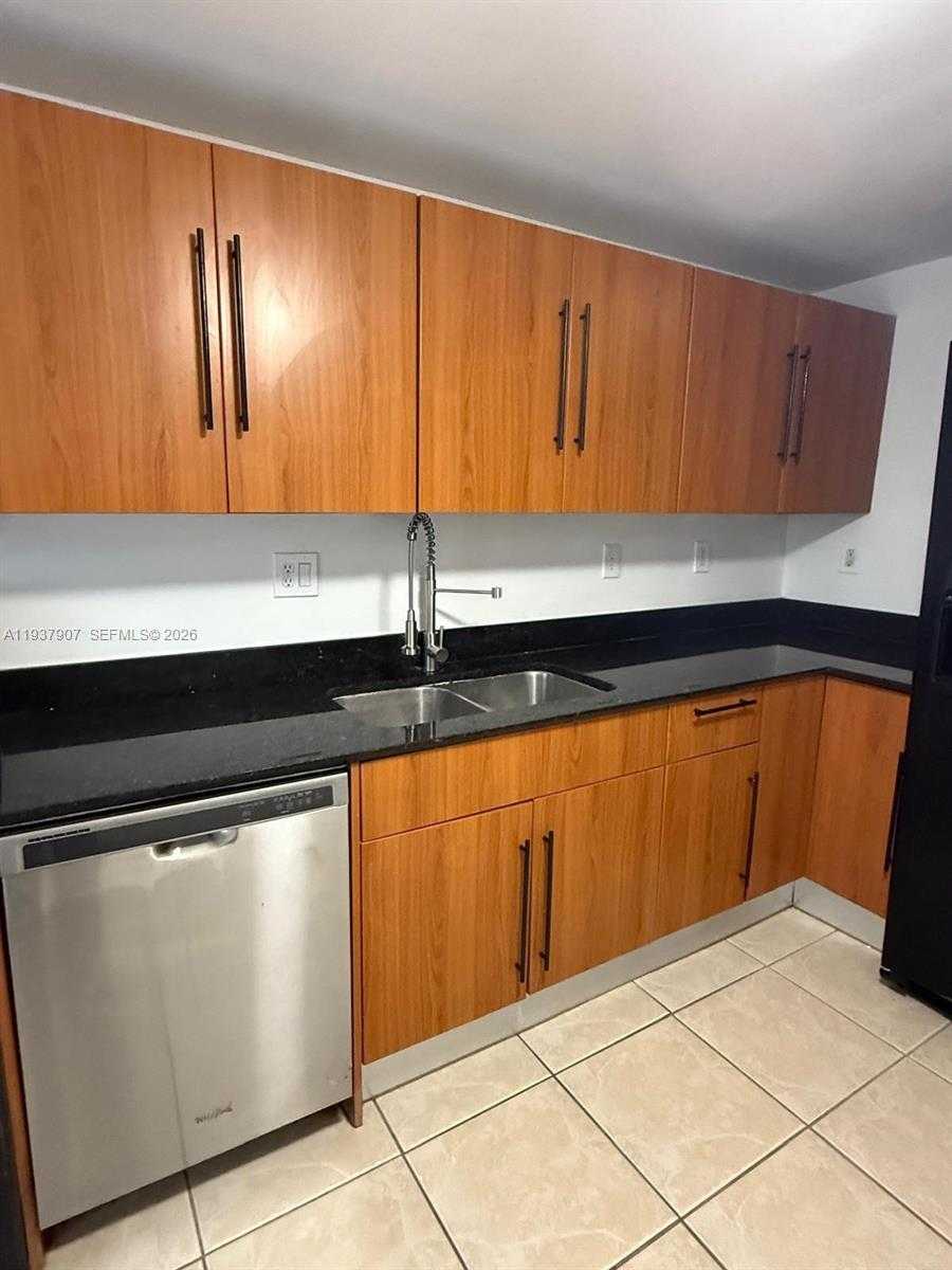 Imagen de Pequeño Objeto