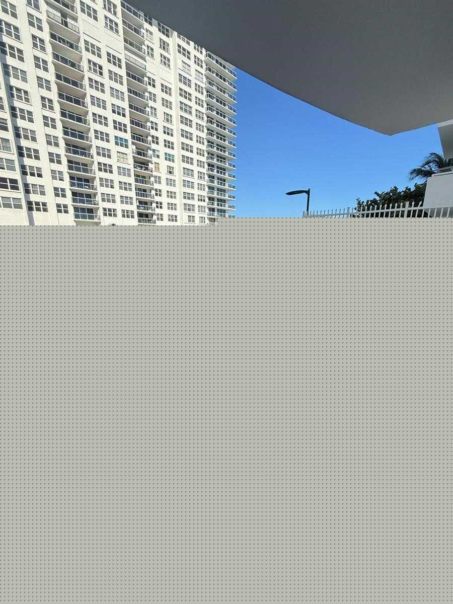 Imagen de Pequeño Objeto