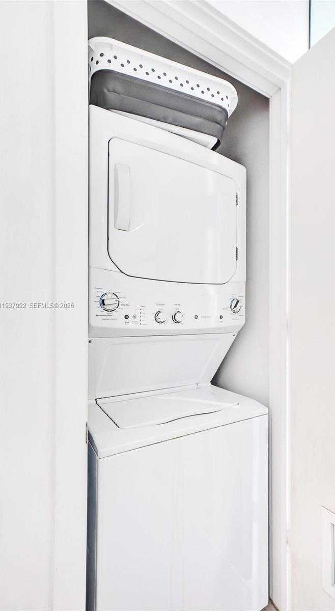 Small Image of 480 NORTH EAST 31ST ST #1705, Miami Number 22