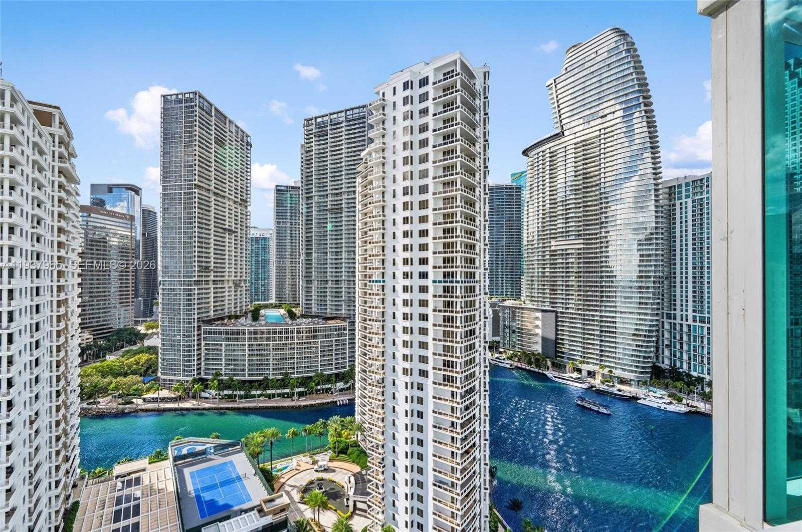Small Image of 900 BRICKELL KEY BLVD #2004, Miami Number 17