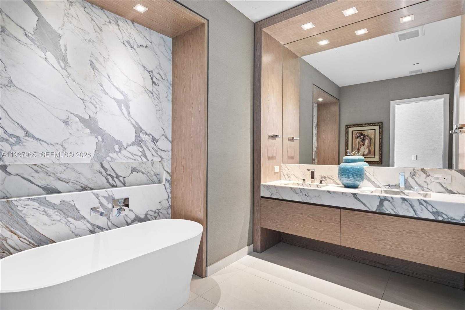 Small Image of 900 BRICKELL KEY BLVD #2004, Miami Number 22