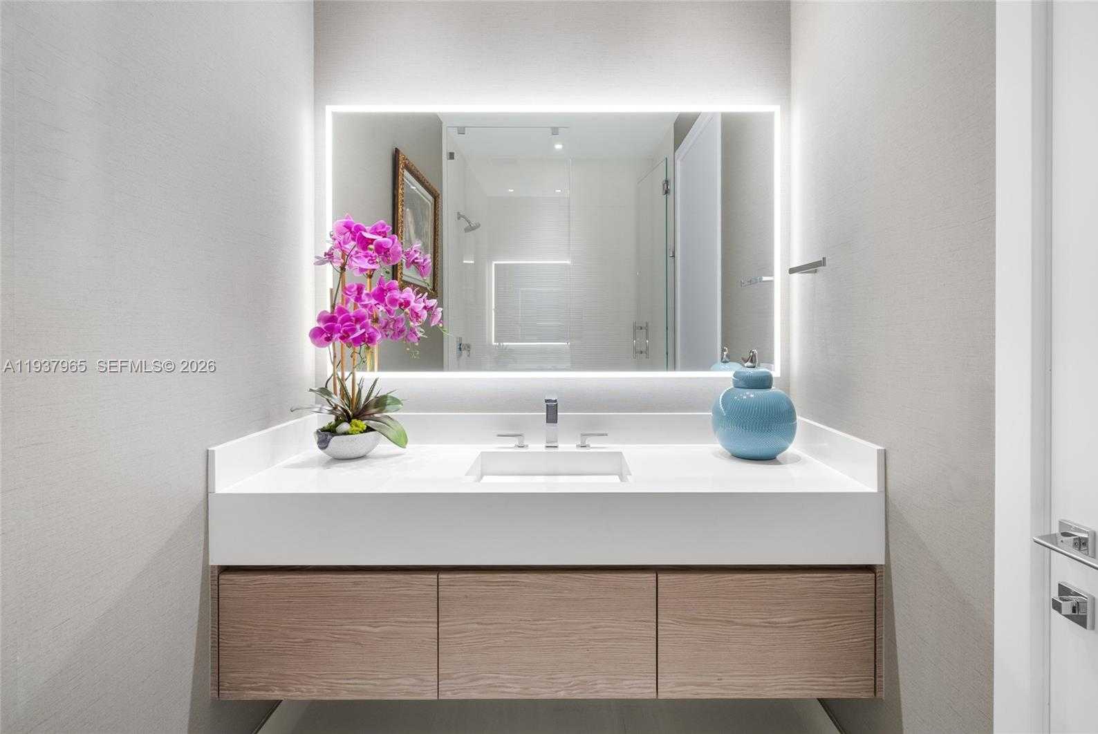 Small Image of 900 BRICKELL KEY BLVD #2004, Miami Number 26