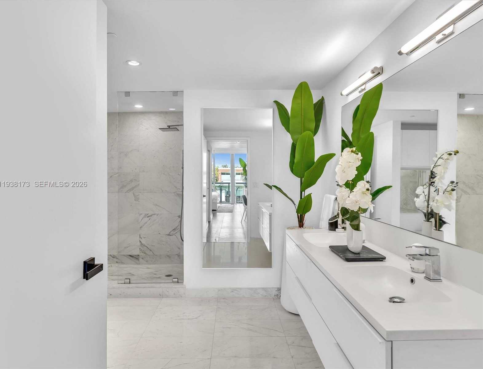 Small Image of 9940 WEST BAY HARBOR DR #3G-S, Bay Harbor Islands Number 16