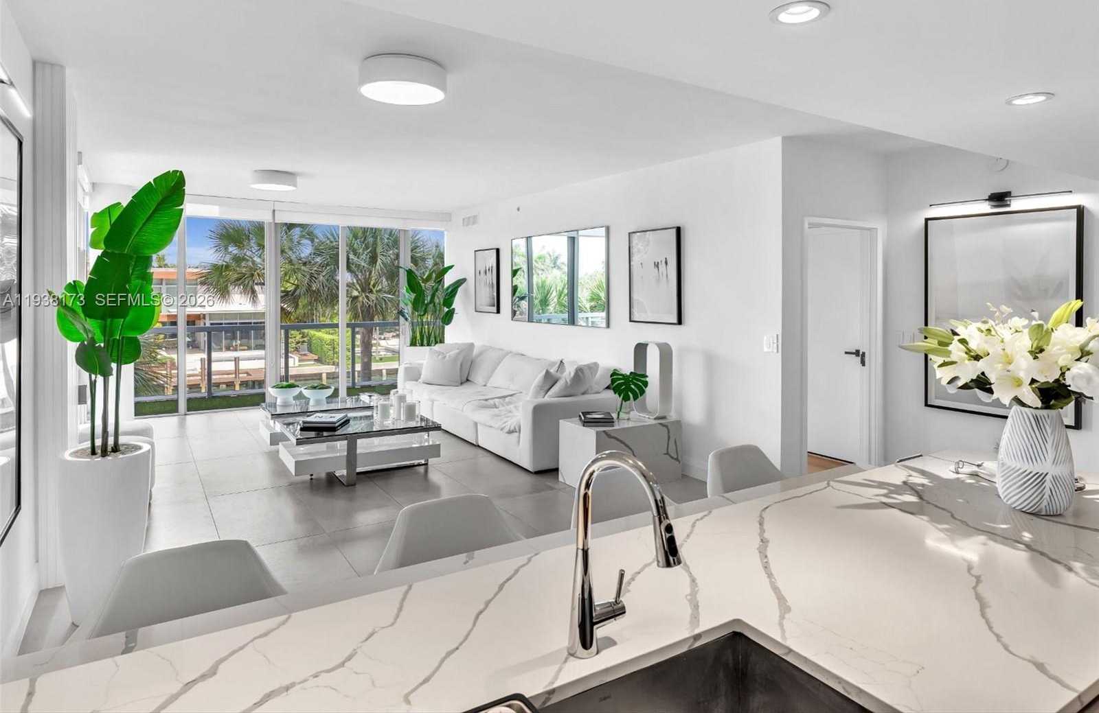 Small Image of 9940 WEST BAY HARBOR DR #3G-S, Bay Harbor Islands Number 6