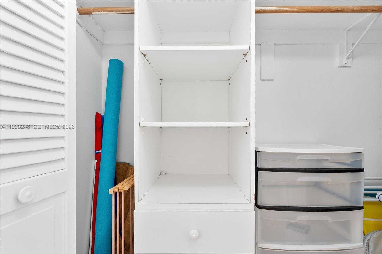 Small Image of 6039 COLLINS AVE #1104, Miami Beach Number 13