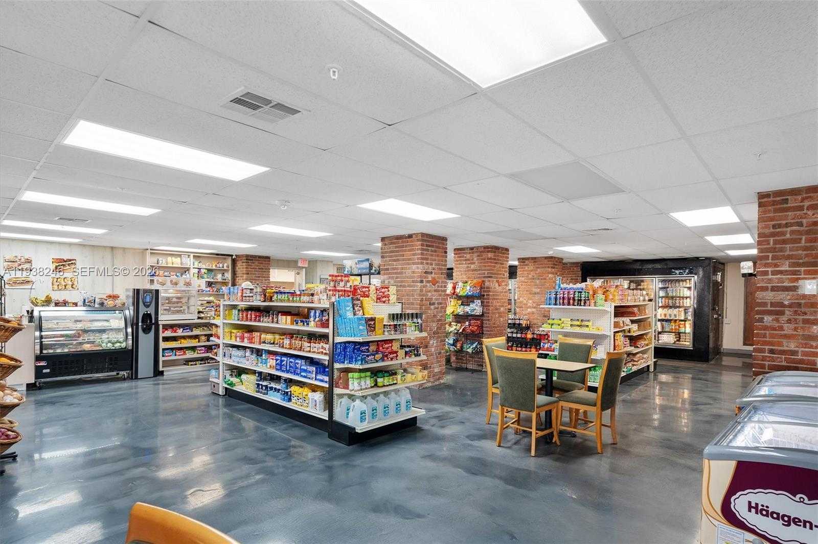 Small Image of 6039 COLLINS AVE #1104, Miami Beach Number 28