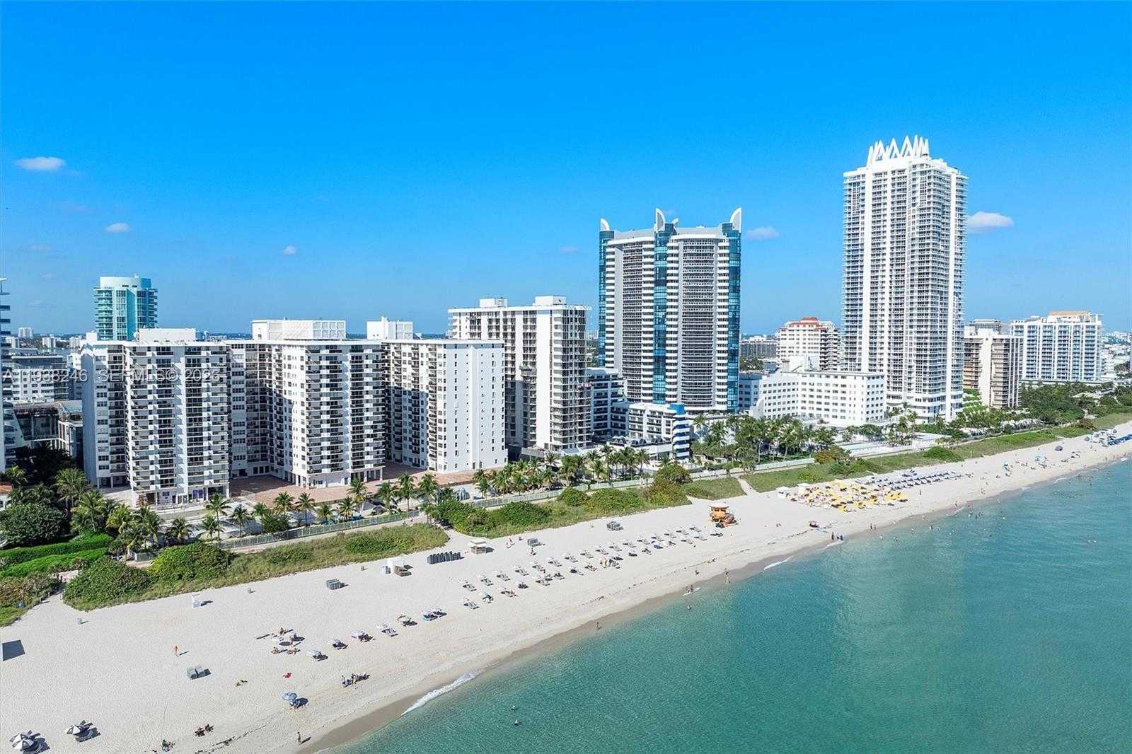 Small Image of 6039 COLLINS AVE #1104, Miami Beach Number 38