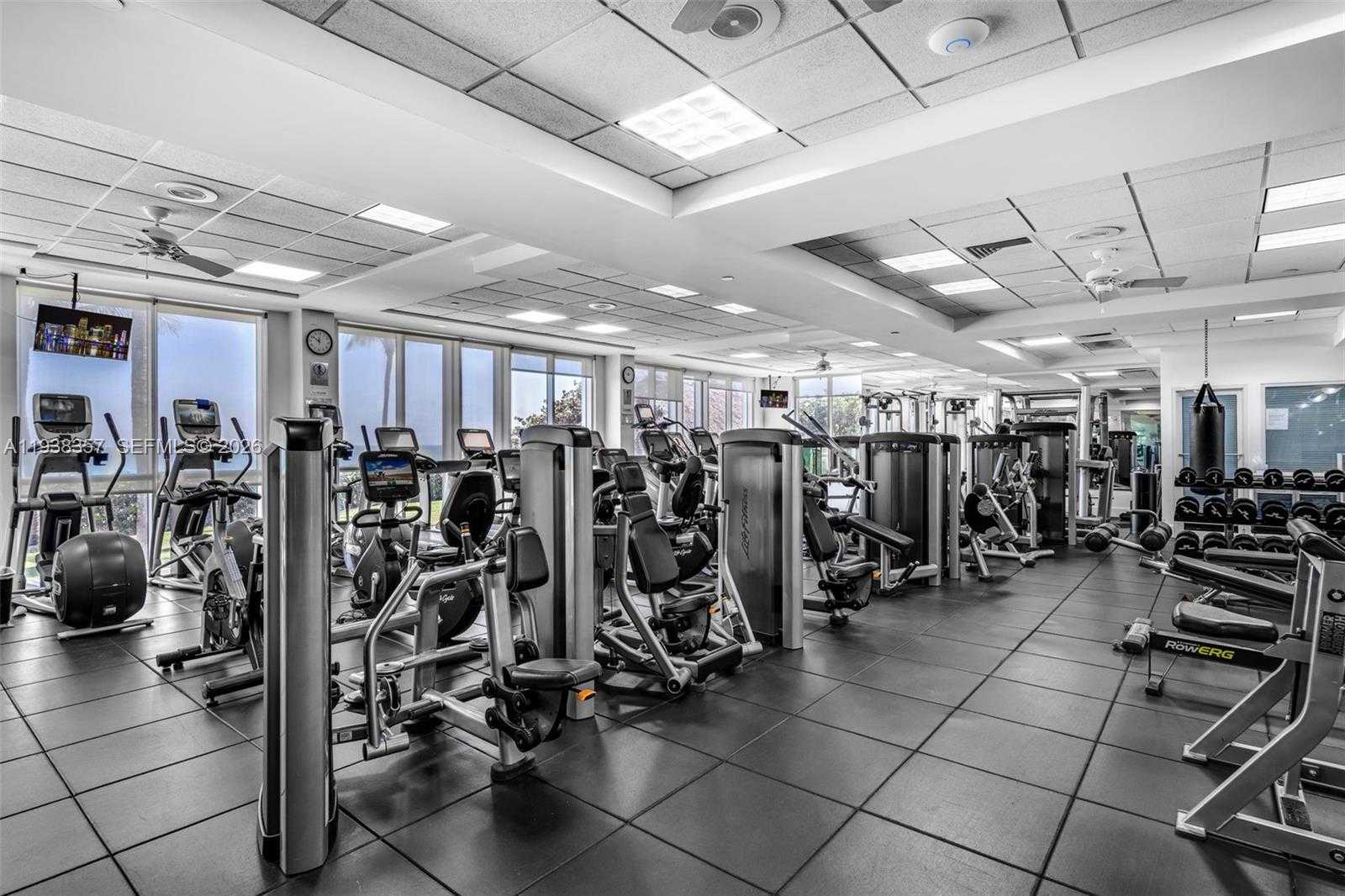 Small Image of 16485 COLLINS AVE #2235, Sunny Isles Beach Number 31