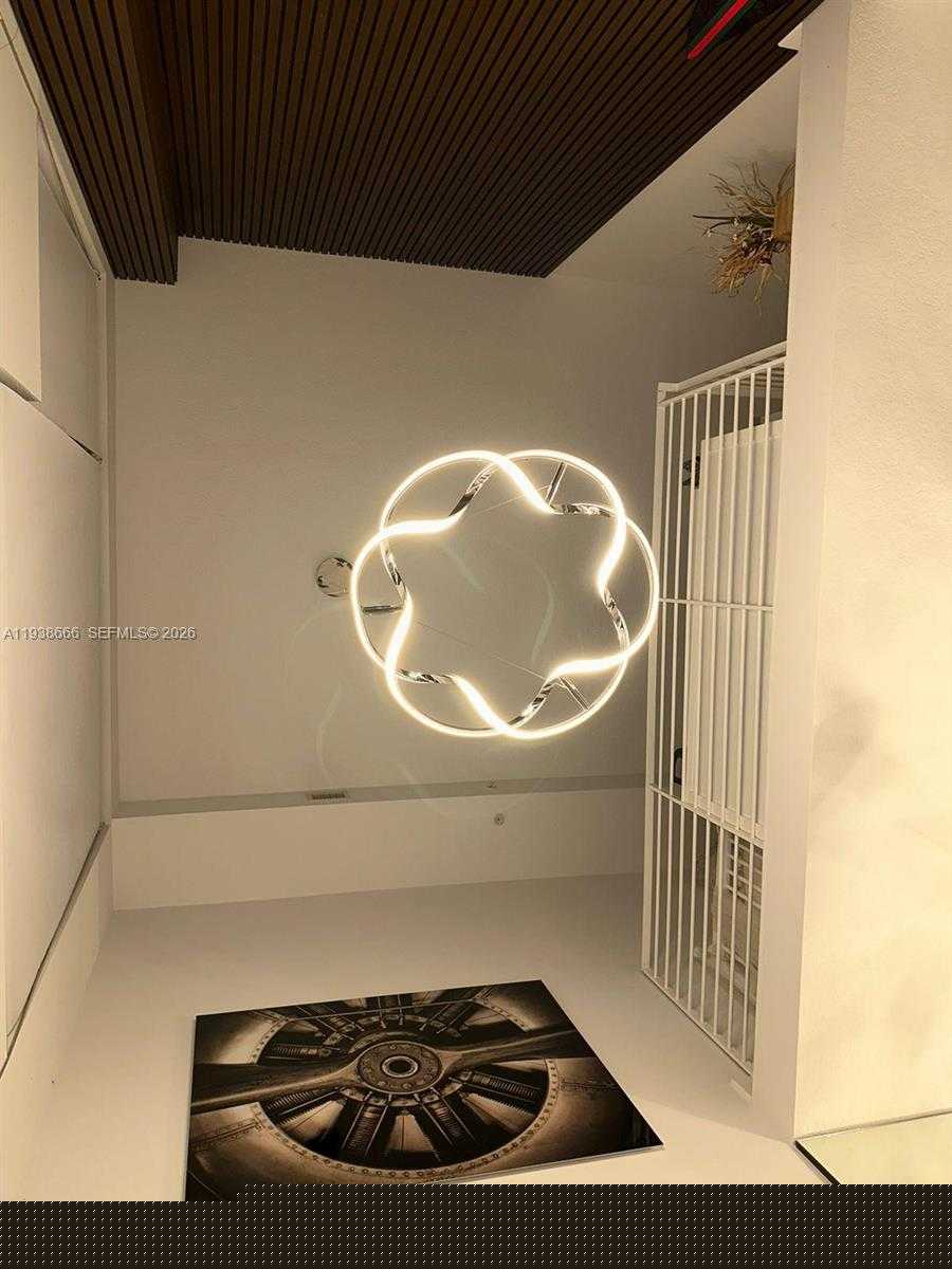 Imagen de Pequeño Objeto