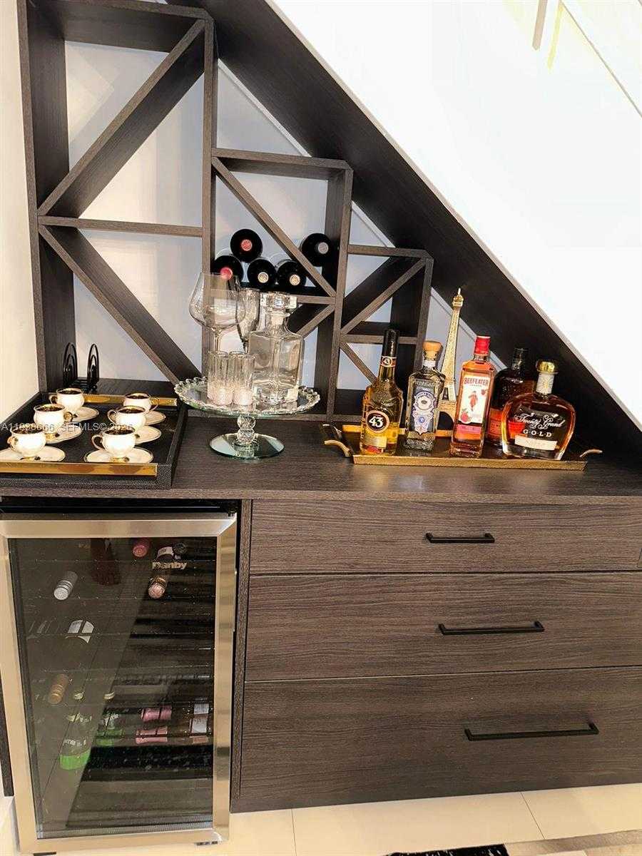 Imagen de Pequeño Objeto