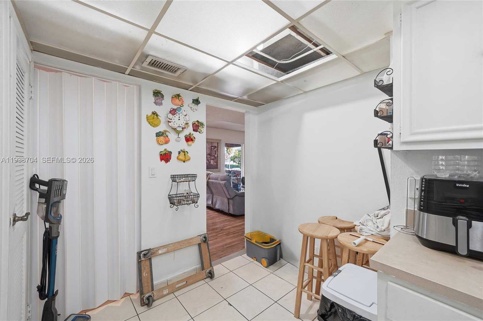 Small Image of 17901 NORTH WEST 68TH AVE #R206, Hialeah Number 9