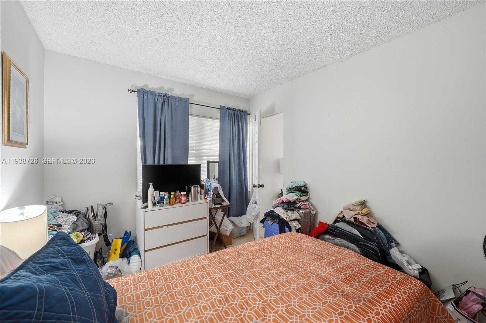 Small Image of 18101 NORTH WEST 68TH AVE #B105, Hialeah Number 5