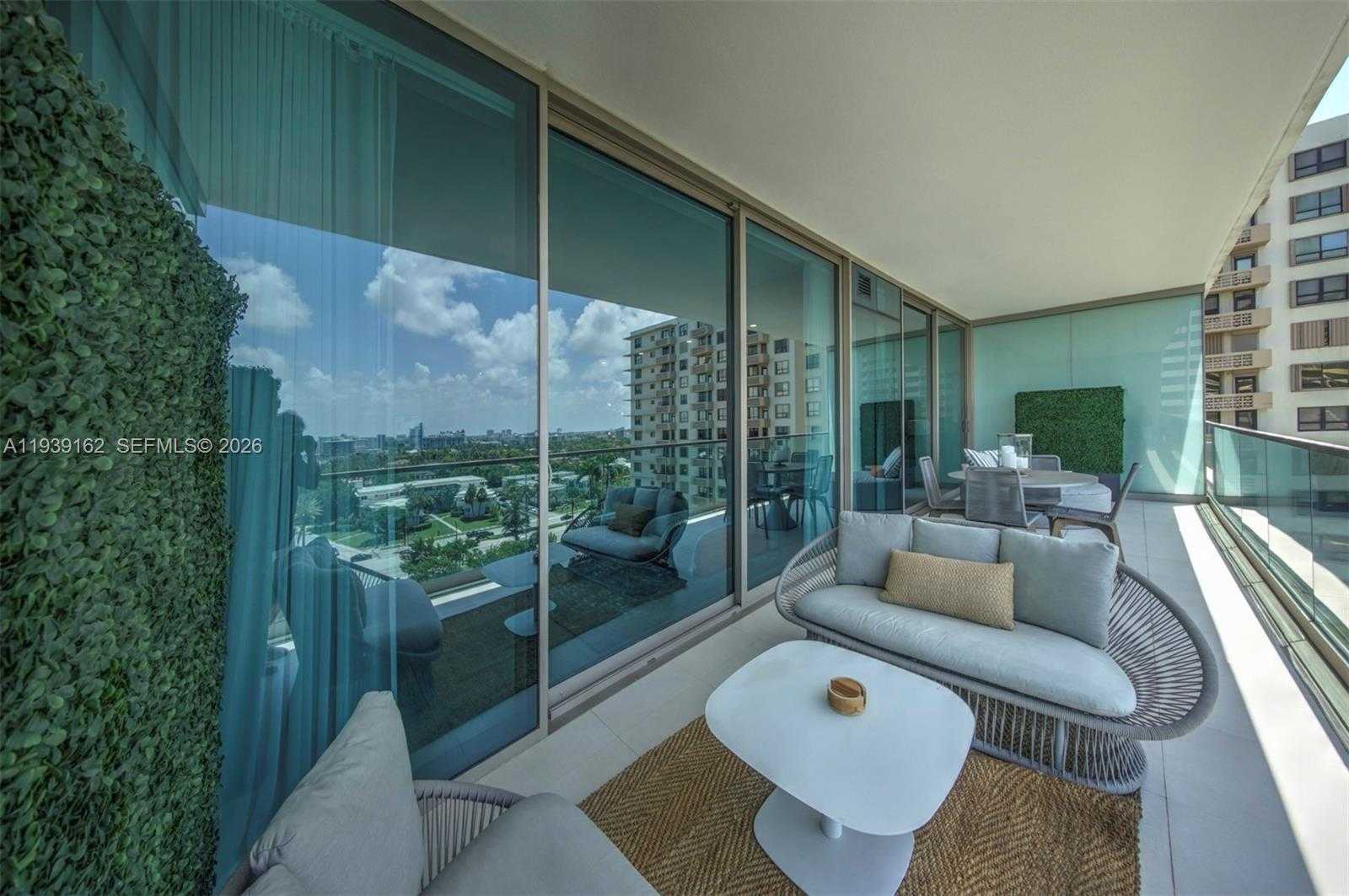 Small Image of 10201 COLLINS AVE #804, Bal Harbour Number 24