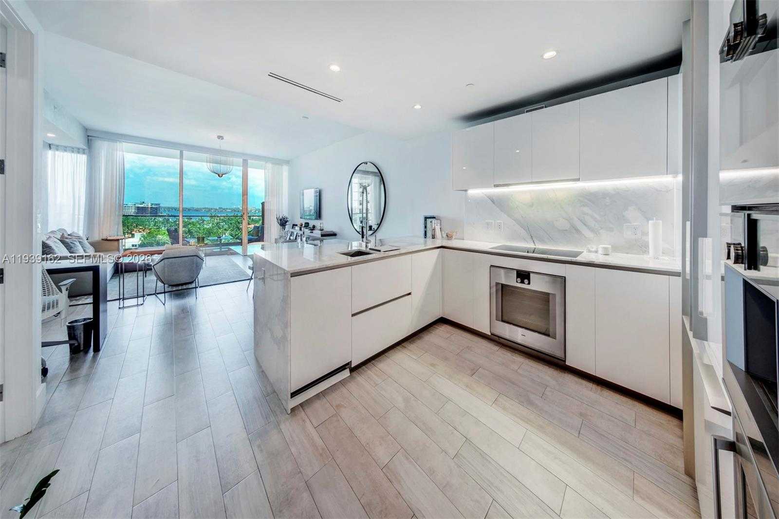 Small Image of 10201 COLLINS AVE #804, Bal Harbour Number 7