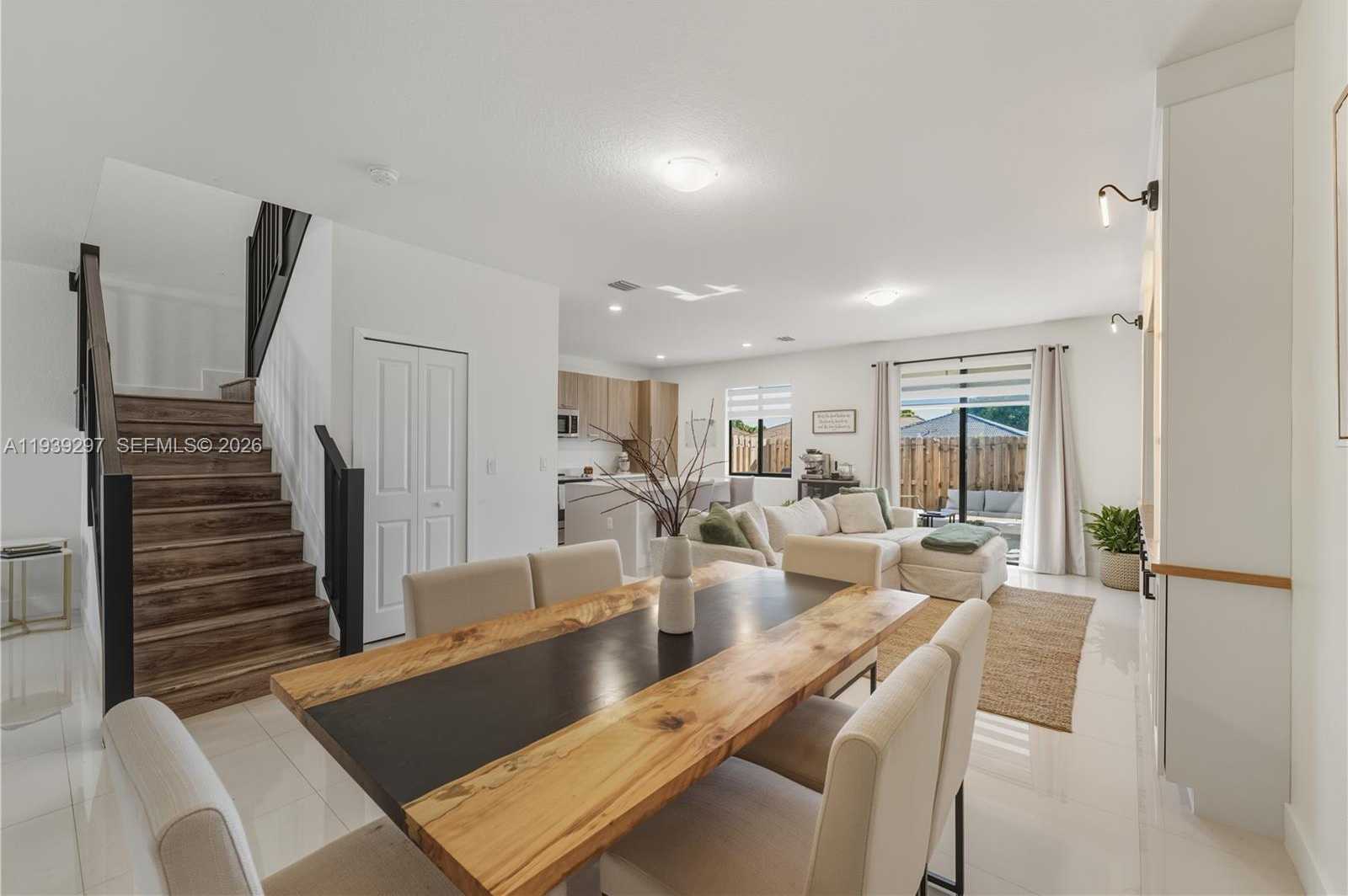 Small Image of 15736 SOUTH WEST 136TH WAY, Miami Number 25