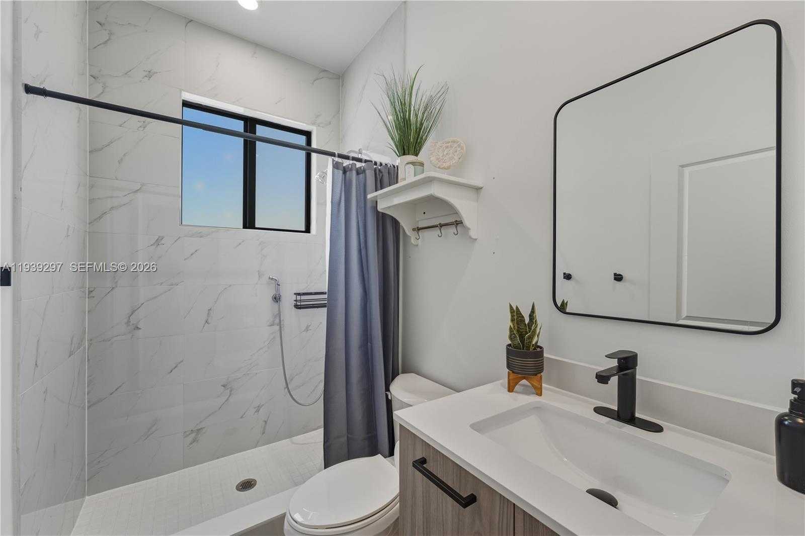 Small Image of 15736 SOUTH WEST 136TH WAY, Miami Number 26