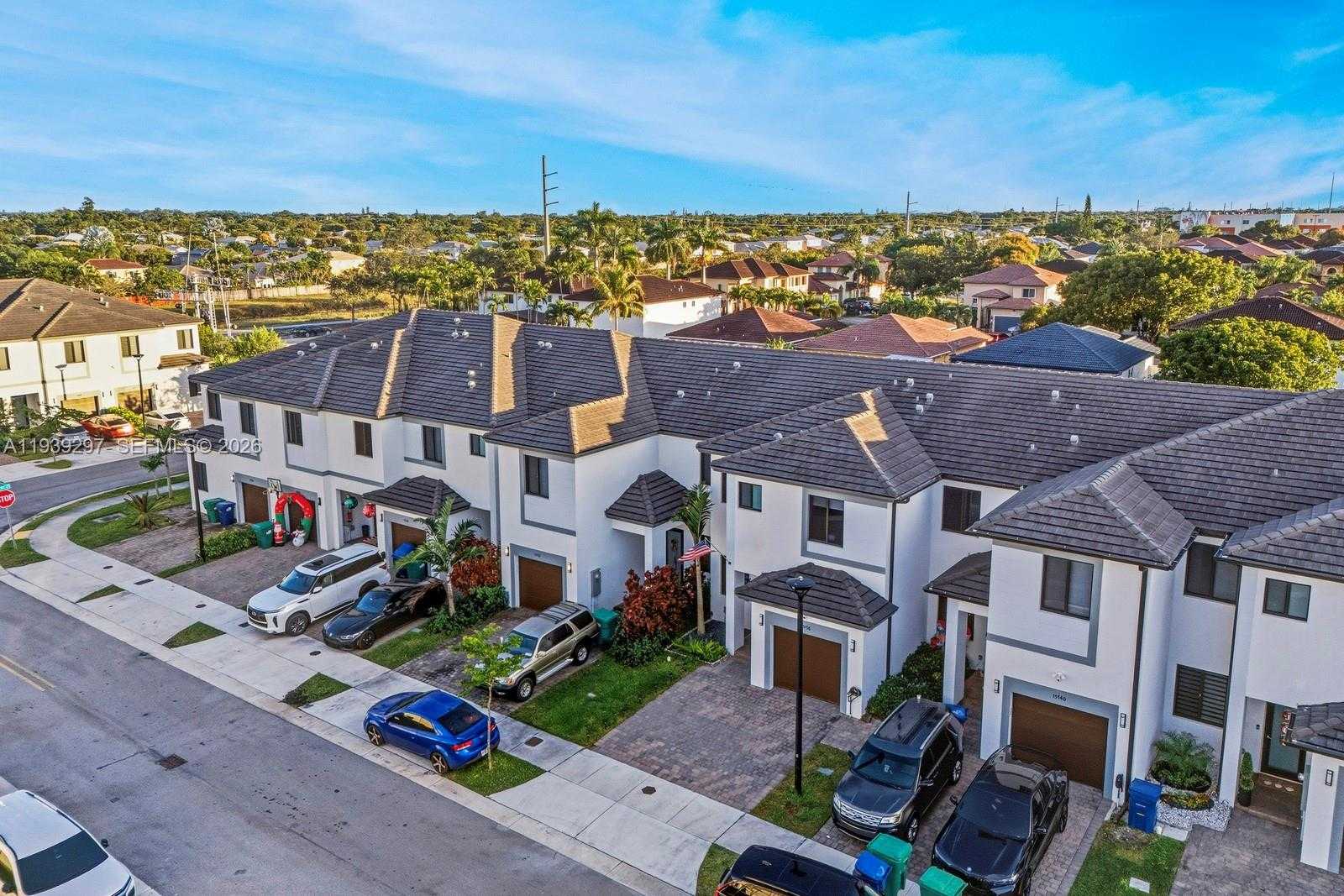 Small Image of 15736 SOUTH WEST 136TH WAY, Miami Number 31