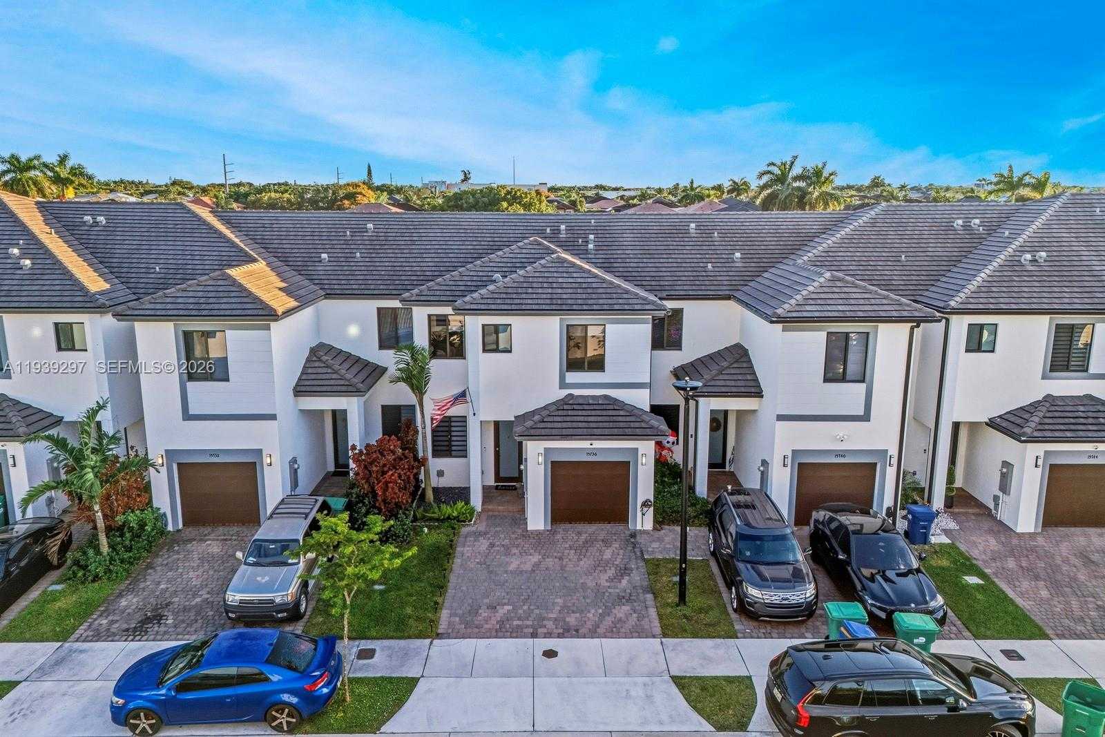 Small Image of 15736 SOUTH WEST 136TH WAY, Miami Number 33