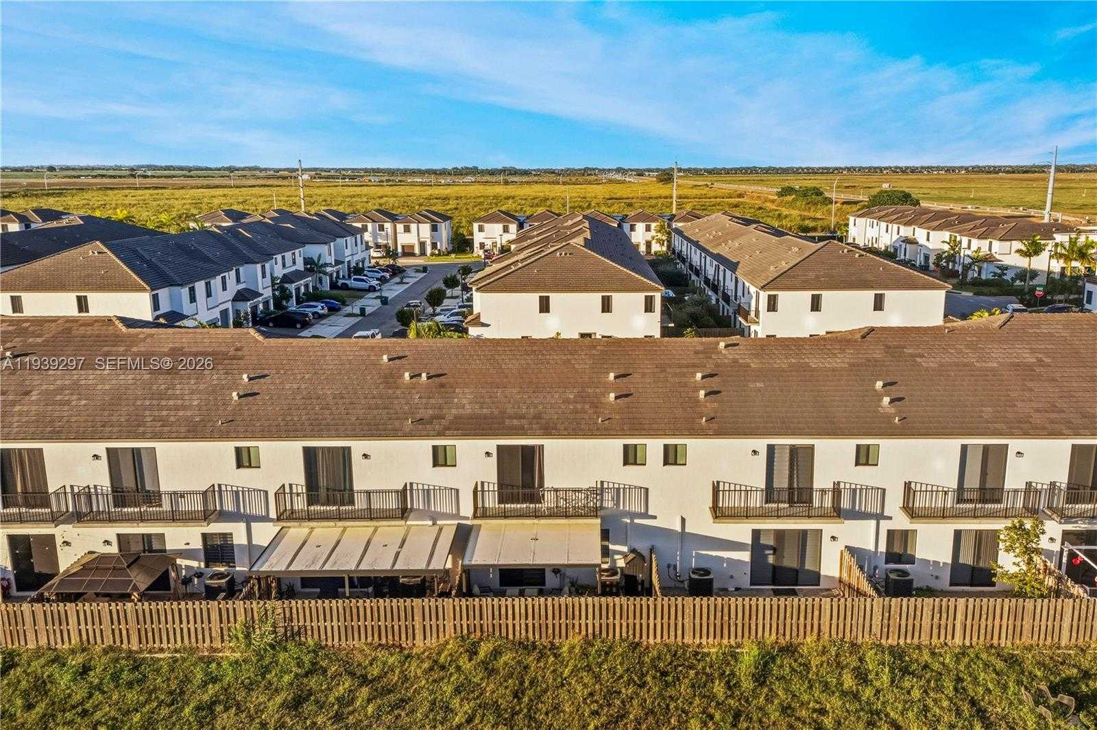 Small Image of 15736 SOUTH WEST 136TH WAY, Miami Number 34