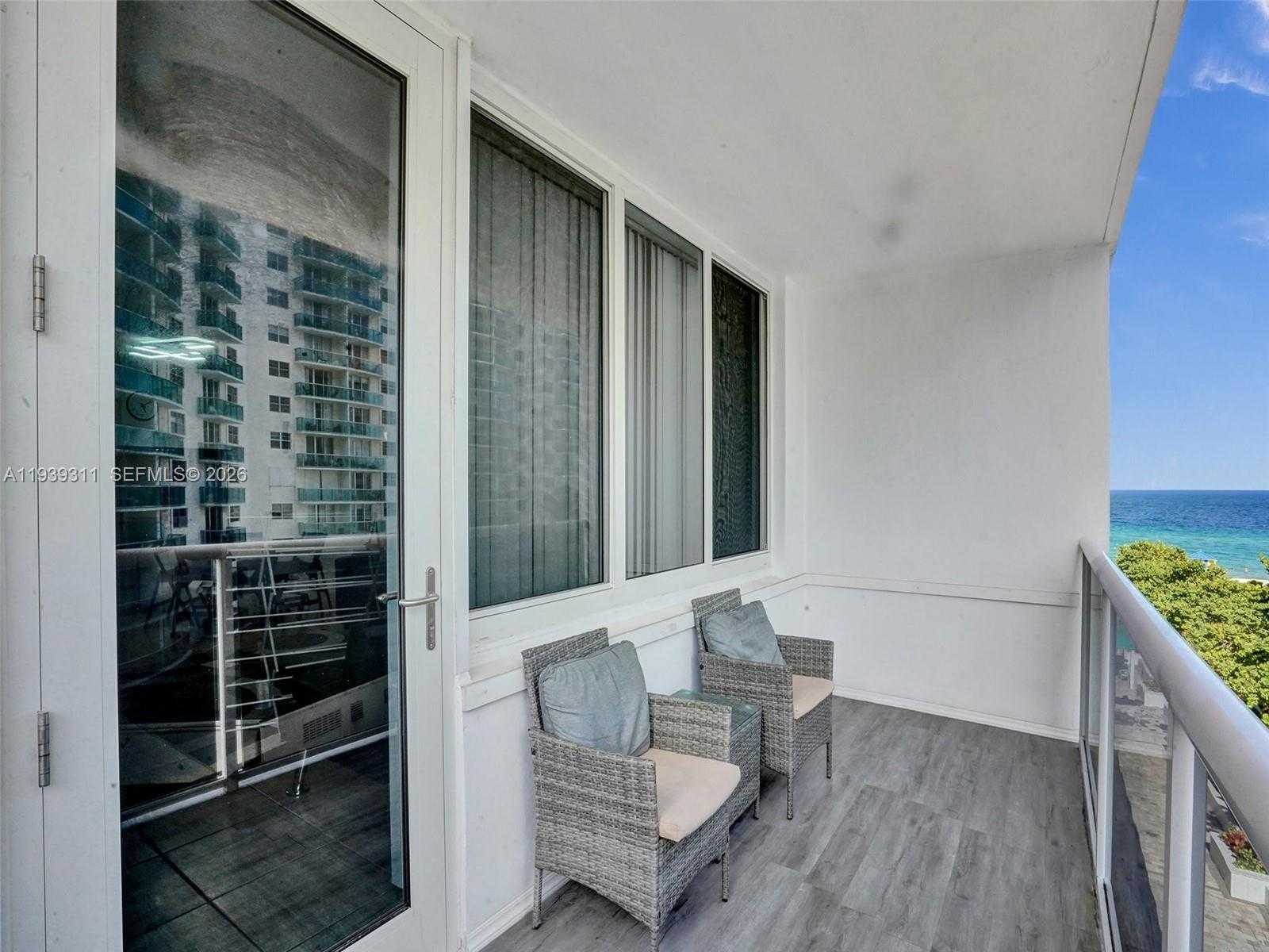 Small Image of 3725 SOUTH OCEAN DR #520, Hollywood Number 23